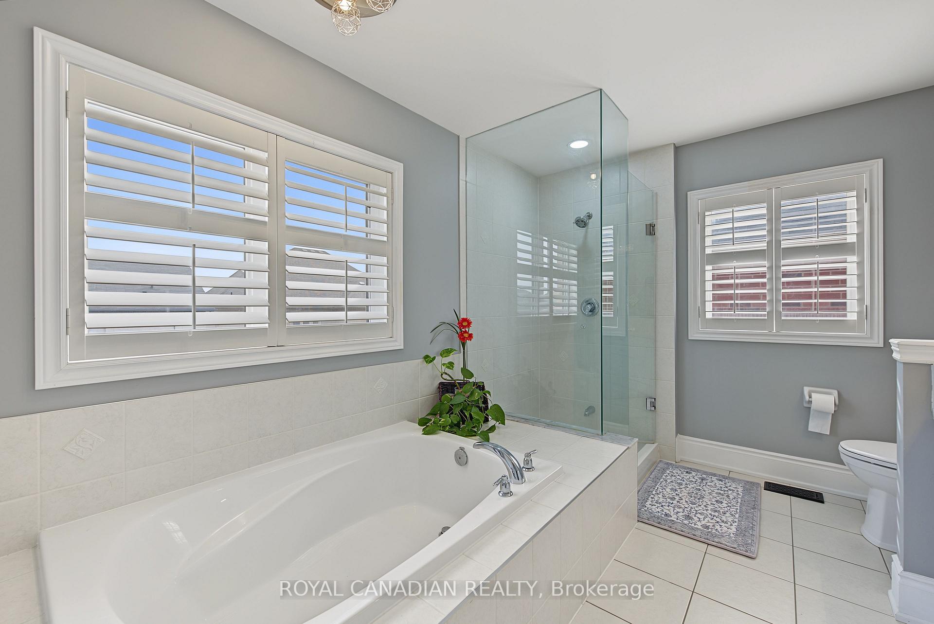 Photo 23 of 13 Island Grove, Brampton, Credit Valley — HOMEH