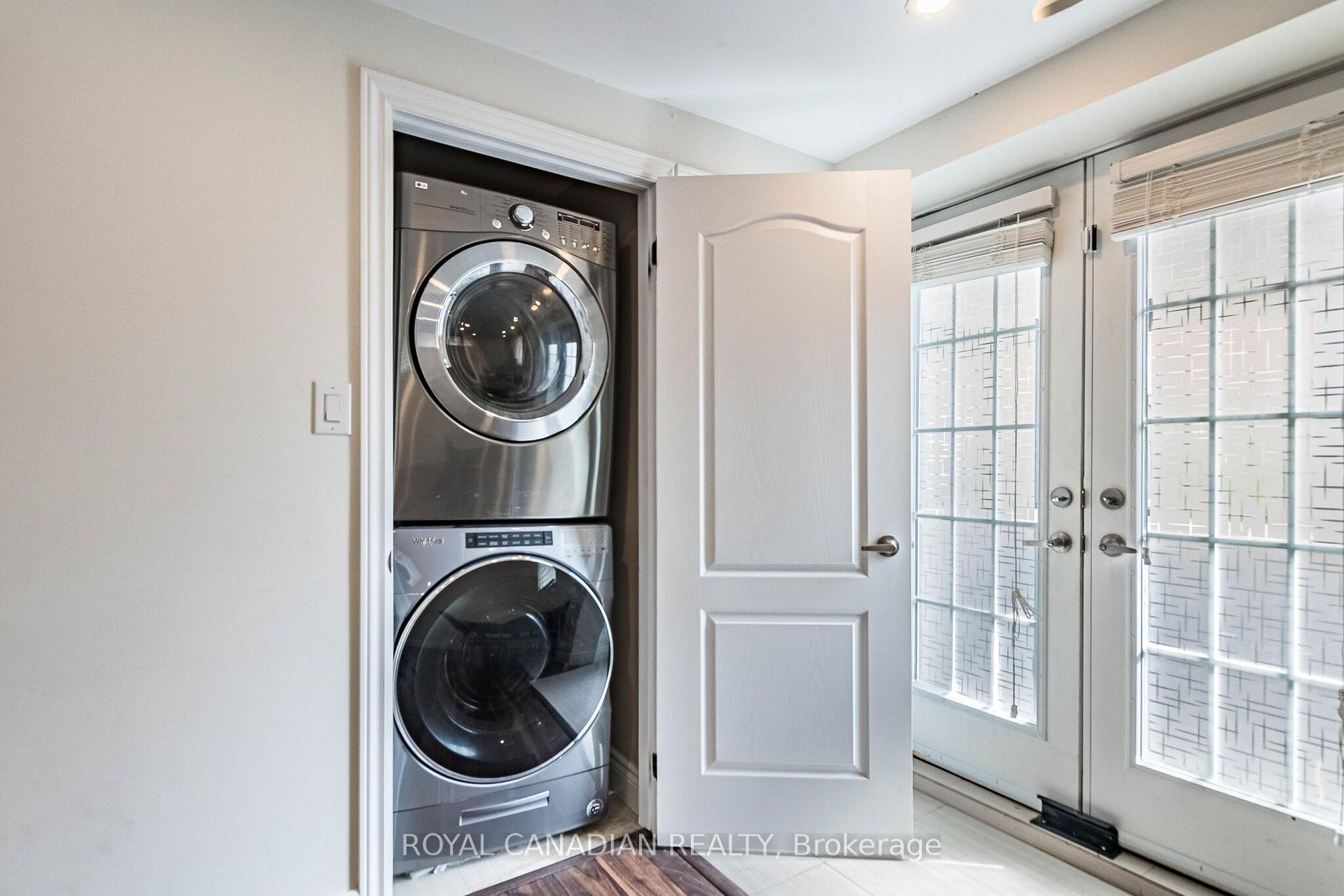 Photo 40 of 13 Island Grove, Brampton, Credit Valley — HOMEH