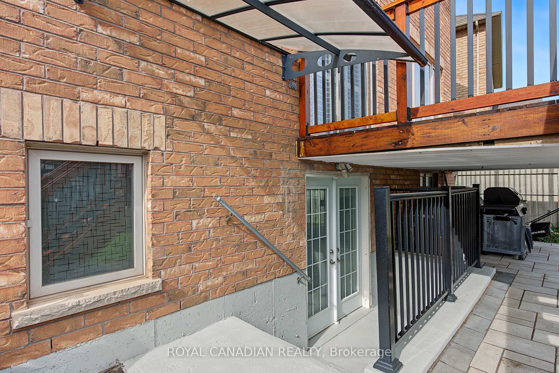 Photo 41 of 13 Island Grove, Brampton, Credit Valley — HOMEH