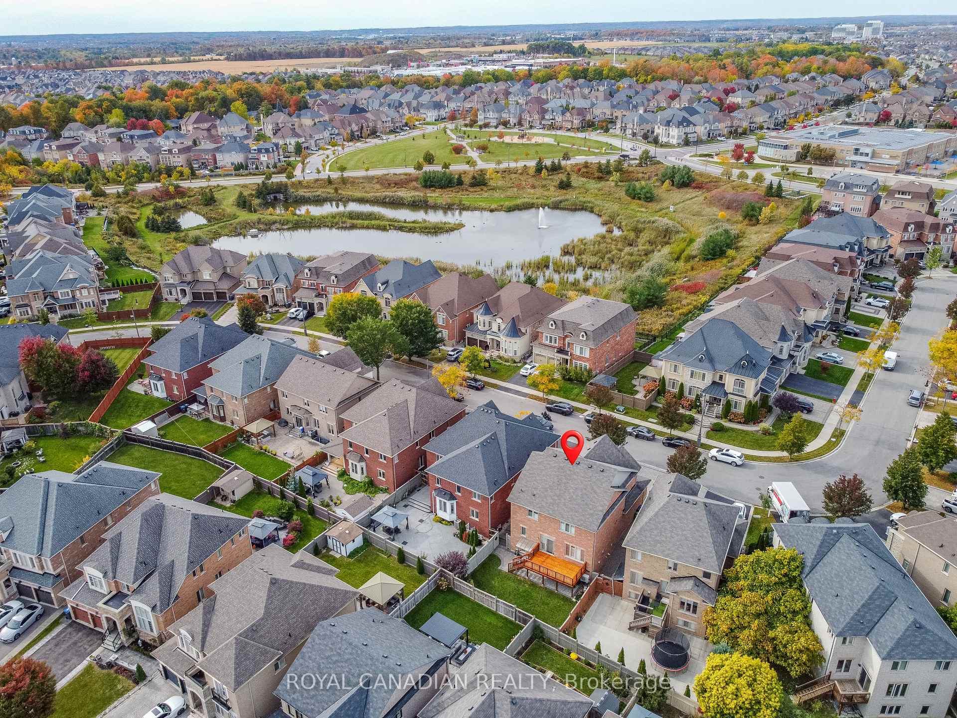 Photo 46 of 13 Island Grove, Brampton, Credit Valley — HOMEH