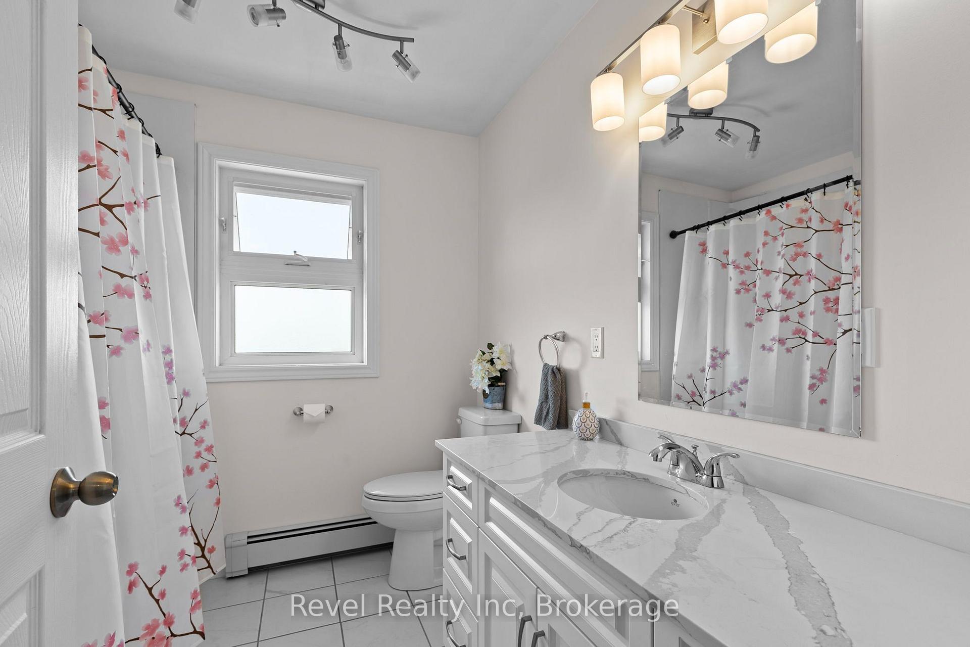 Photo 26 of 5 Avery Court, Parry Sound — HOMEH