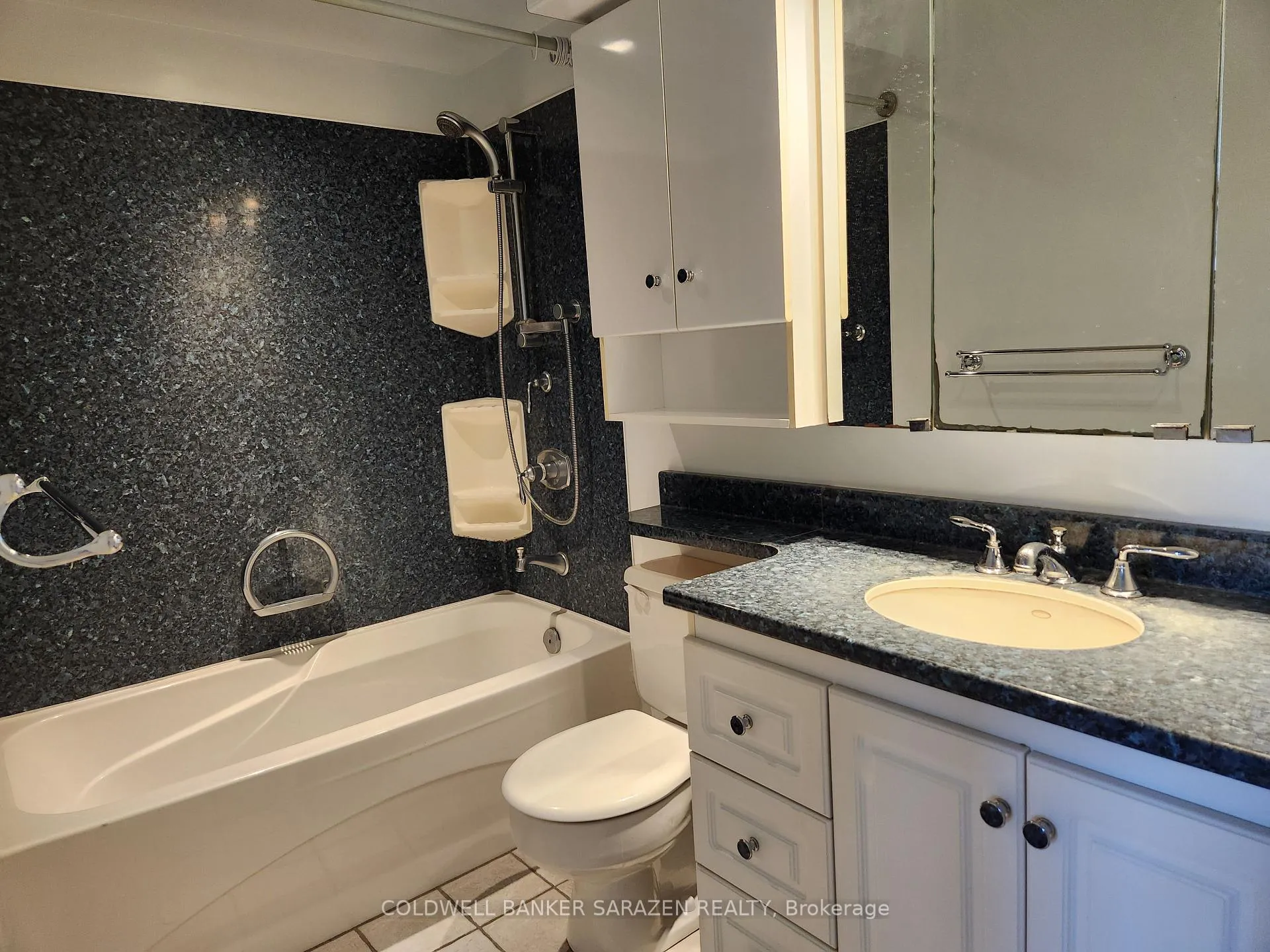 Photo 12 of Unit 1705, 1171 Ambleside Drive N, Ottawa, Woodroffe — HOMEH