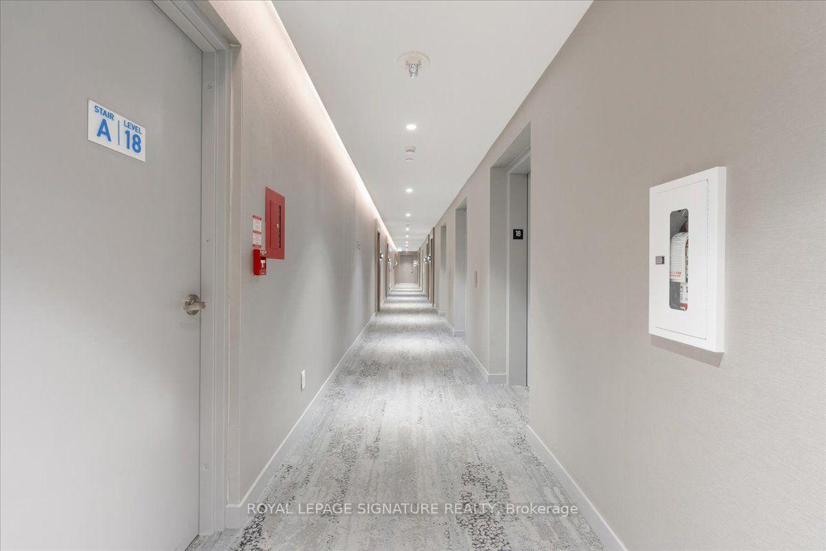 Photo 3 of Unit 1805, 161 Roehampton Avenue, Toronto, Mount Pleasant West — HOMEH