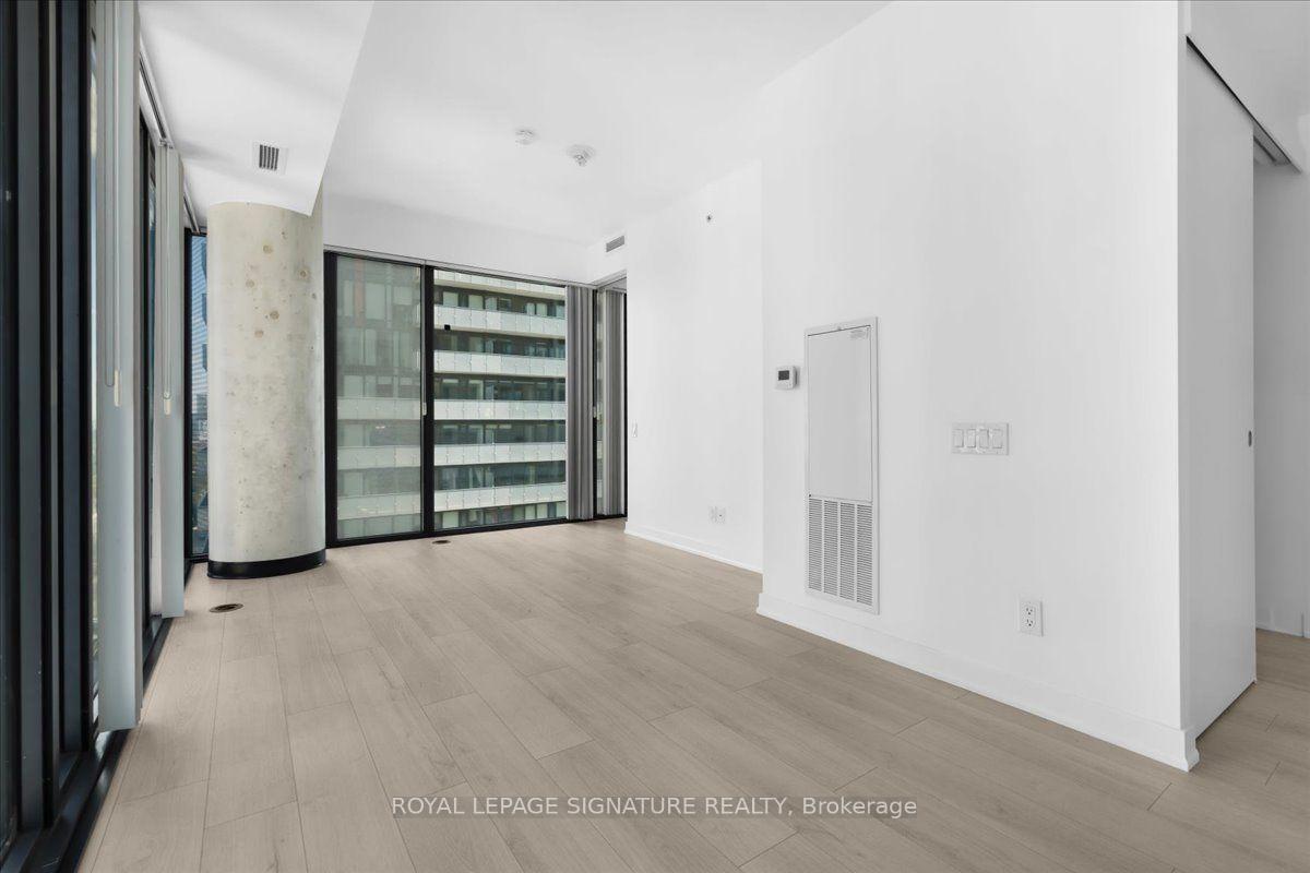 Photo 13 of Unit 1805, 161 Roehampton Avenue, Toronto, Mount Pleasant West — HOMEH