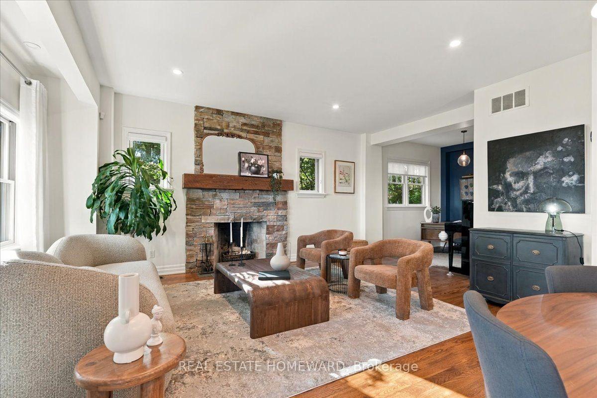 Photo 16 of 35 Springbank Avenue, Scarborough, Birchcliffe-Cliffside — HOMEH