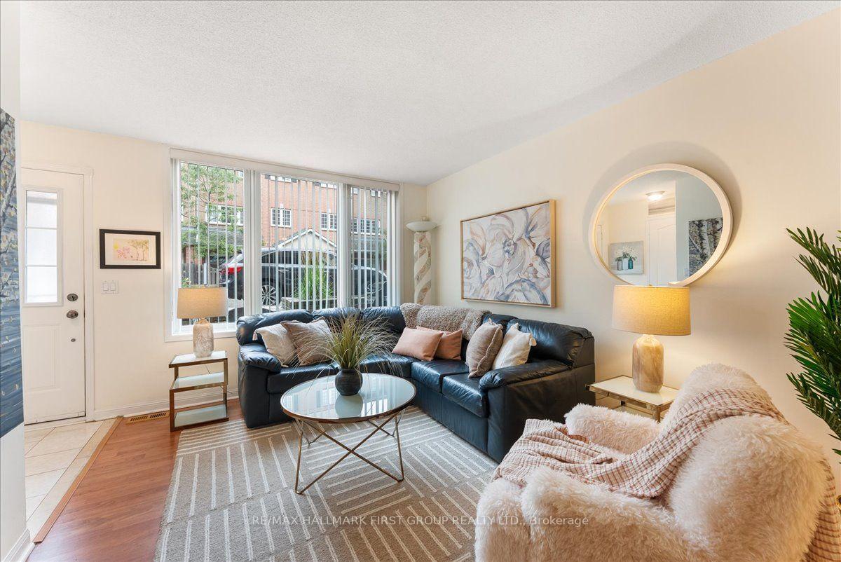 Photo 5 of Unit 607, 1400 The Esplanade N, Pickering, Town Centre — HOMEH