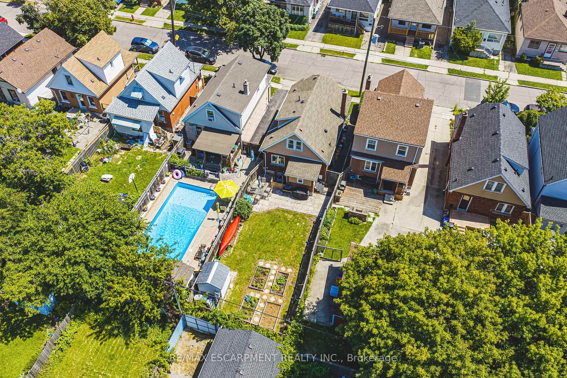 Photo 25 of 255 Weir Street N, Hamilton, Homeside — HOMEH
