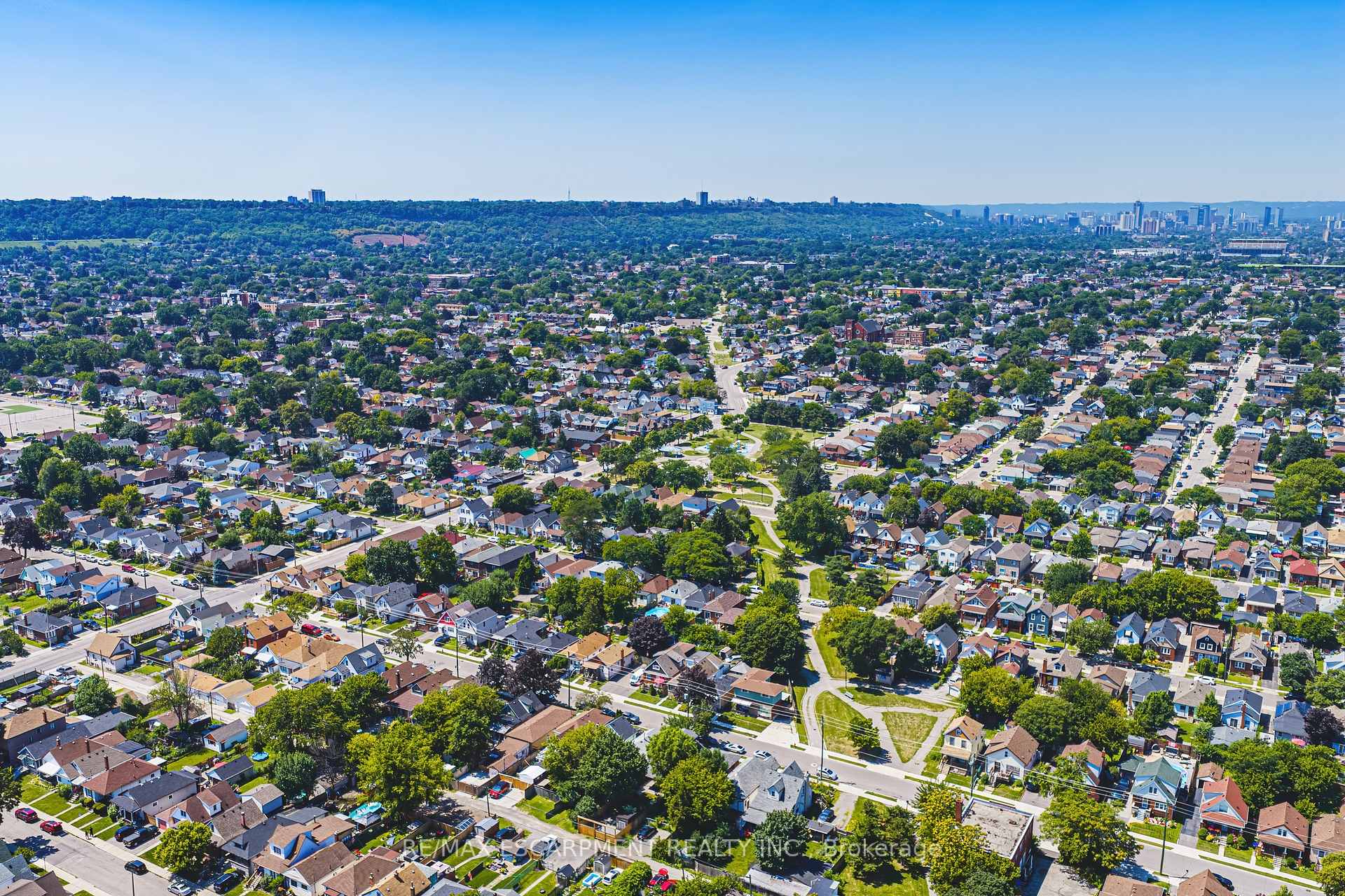 Photo 36 of 255 Weir Street N, Hamilton, Homeside — HOMEH
