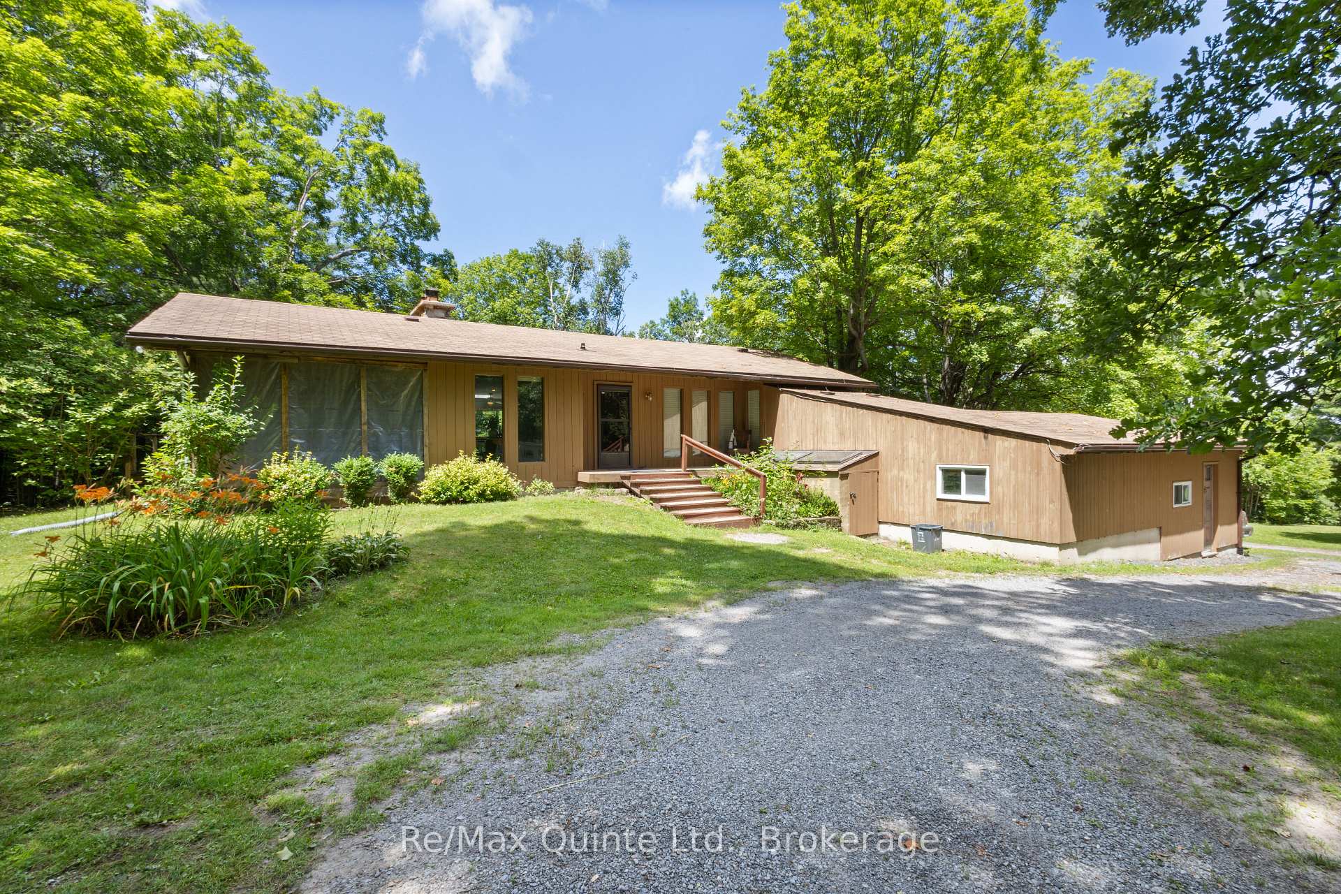 Photo of 35 Concession Road 11 E