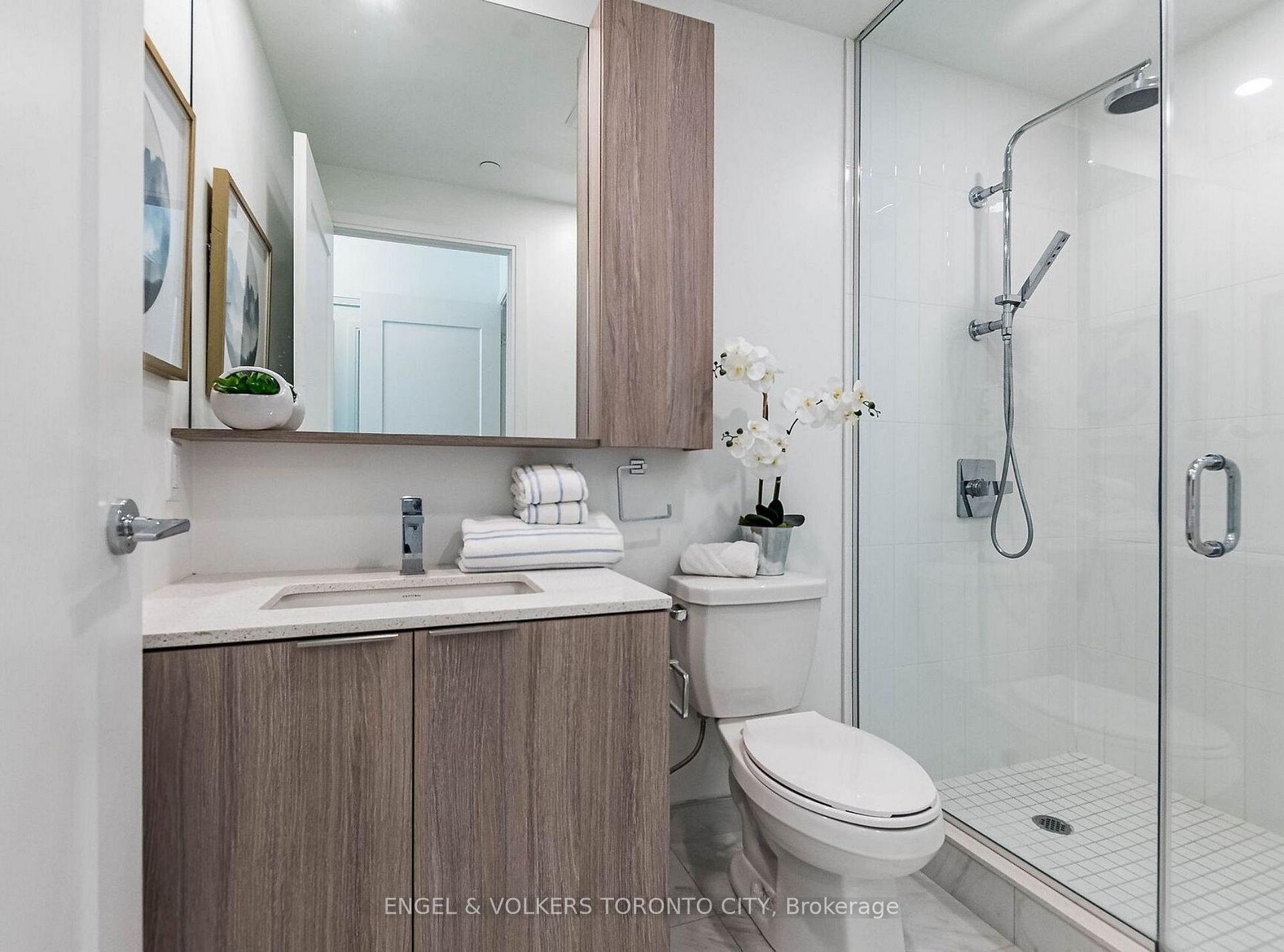 Photo 18 of Unit TH104, 70 Annie Craig Drive, Etobicoke, Mimico — HOMEH