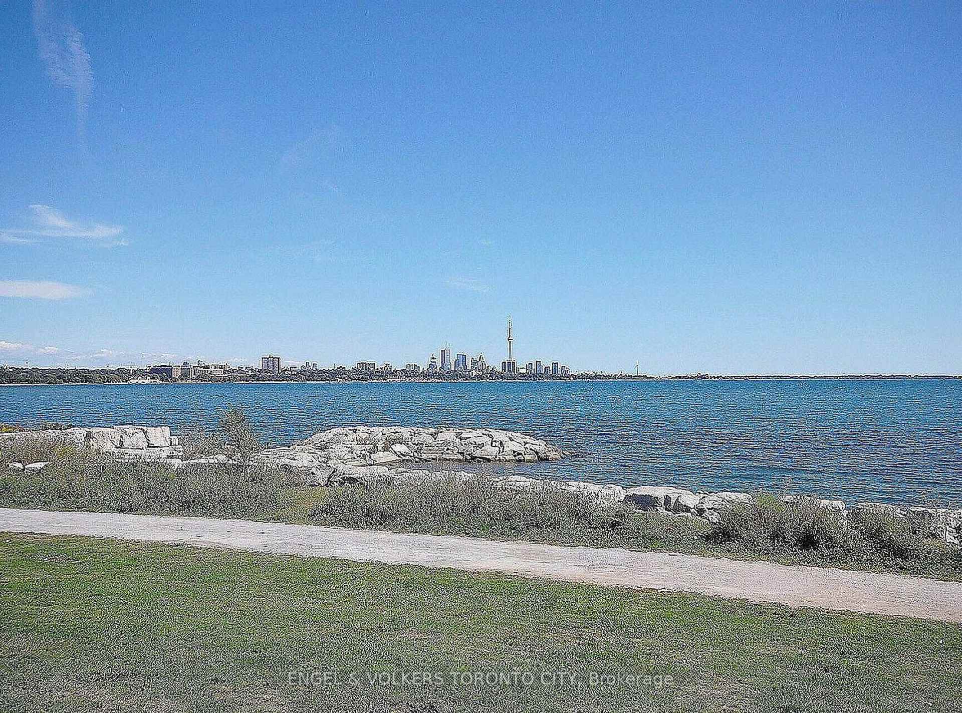 Photo 21 of Unit TH104, 70 Annie Craig Drive, Etobicoke, Mimico — HOMEH