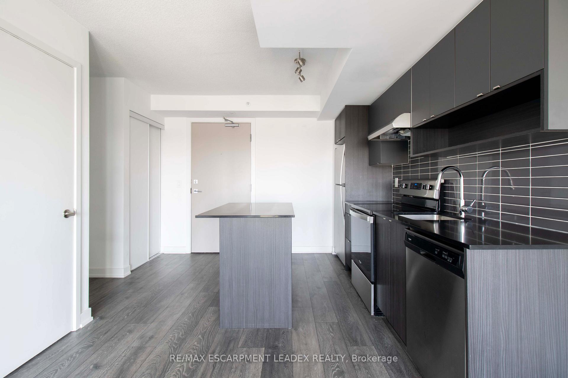Photo 9 of Unit A405, 1117 Cooke Boulevard, Burlington, LaSalle — HOMEH