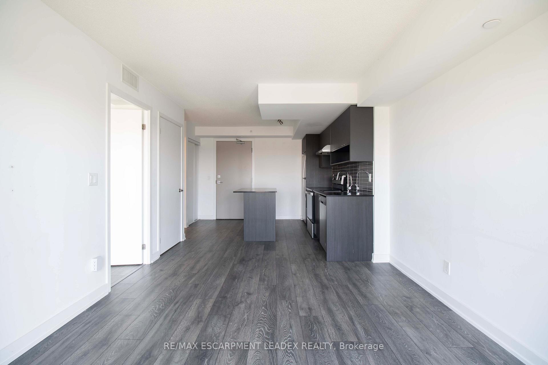Photo 16 of Unit A405, 1117 Cooke Boulevard, Burlington, LaSalle — HOMEH