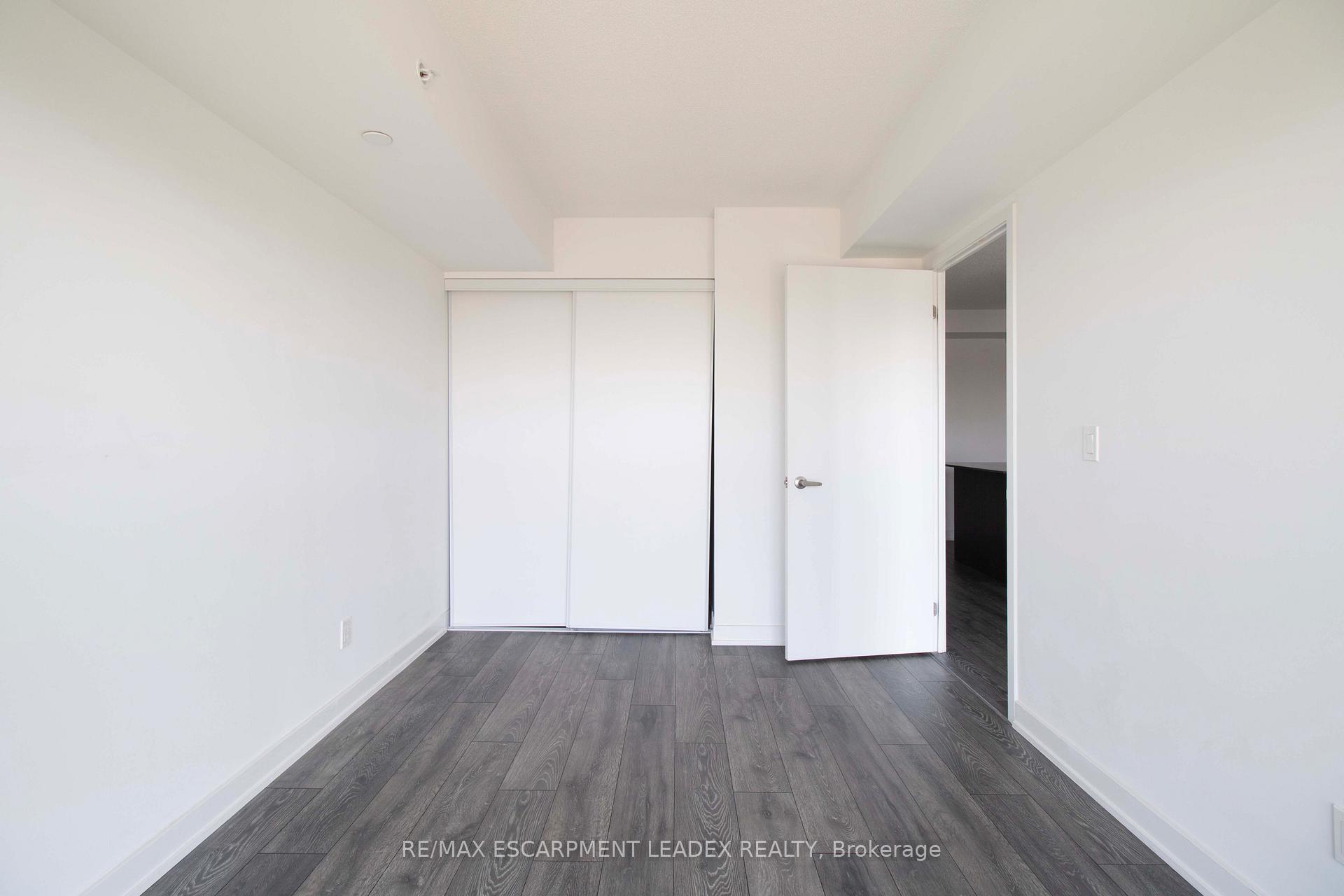 Photo 18 of Unit A405, 1117 Cooke Boulevard, Burlington, LaSalle — HOMEH