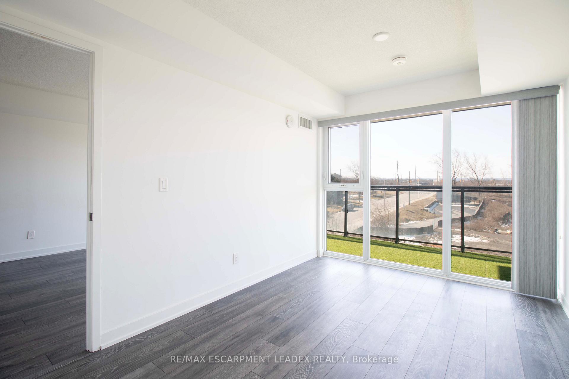 Photo 19 of Unit A405, 1117 Cooke Boulevard, Burlington, LaSalle — HOMEH