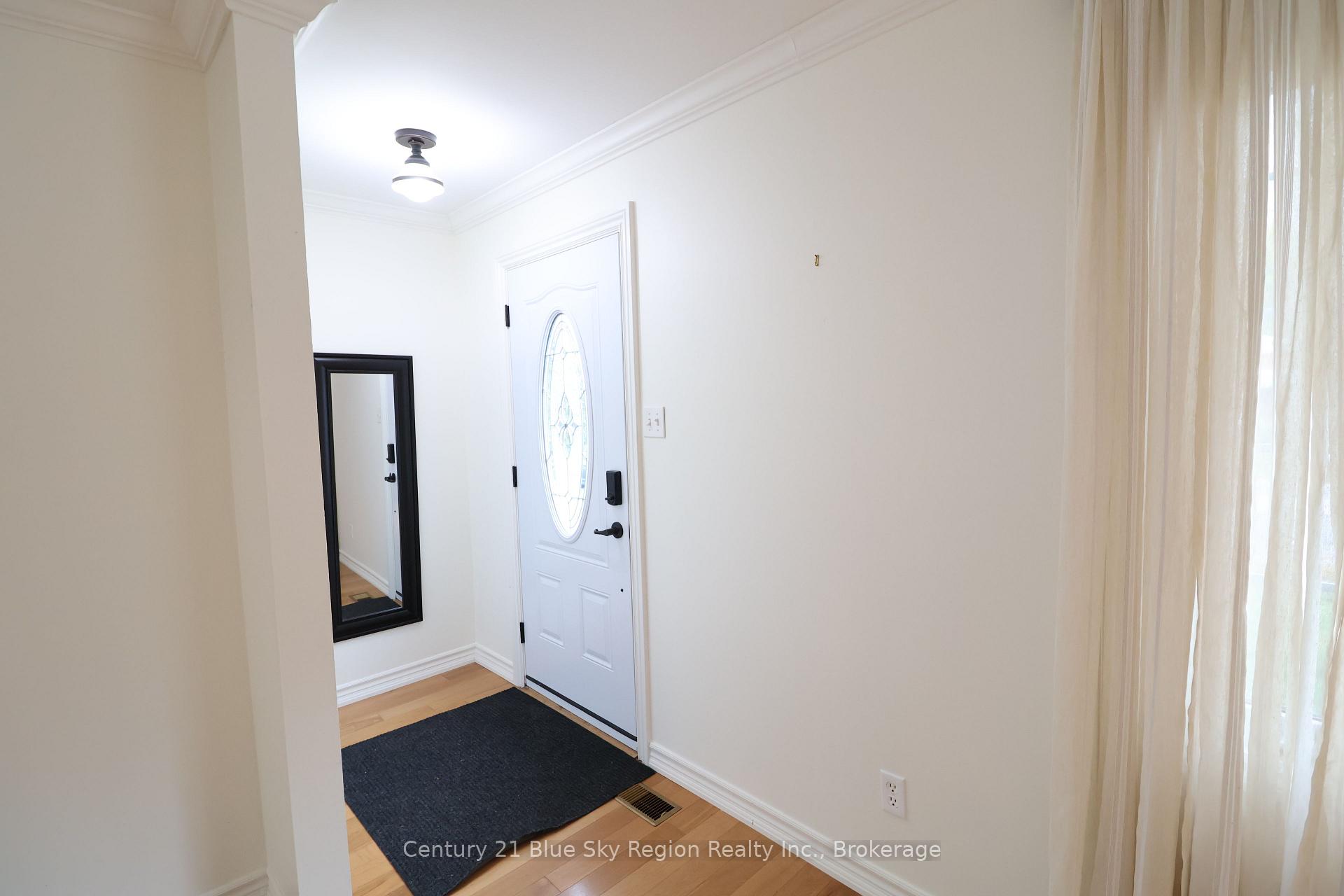 Photo 5 of 107 Strathcona Drive, North Bay, Ferris — HOMEH