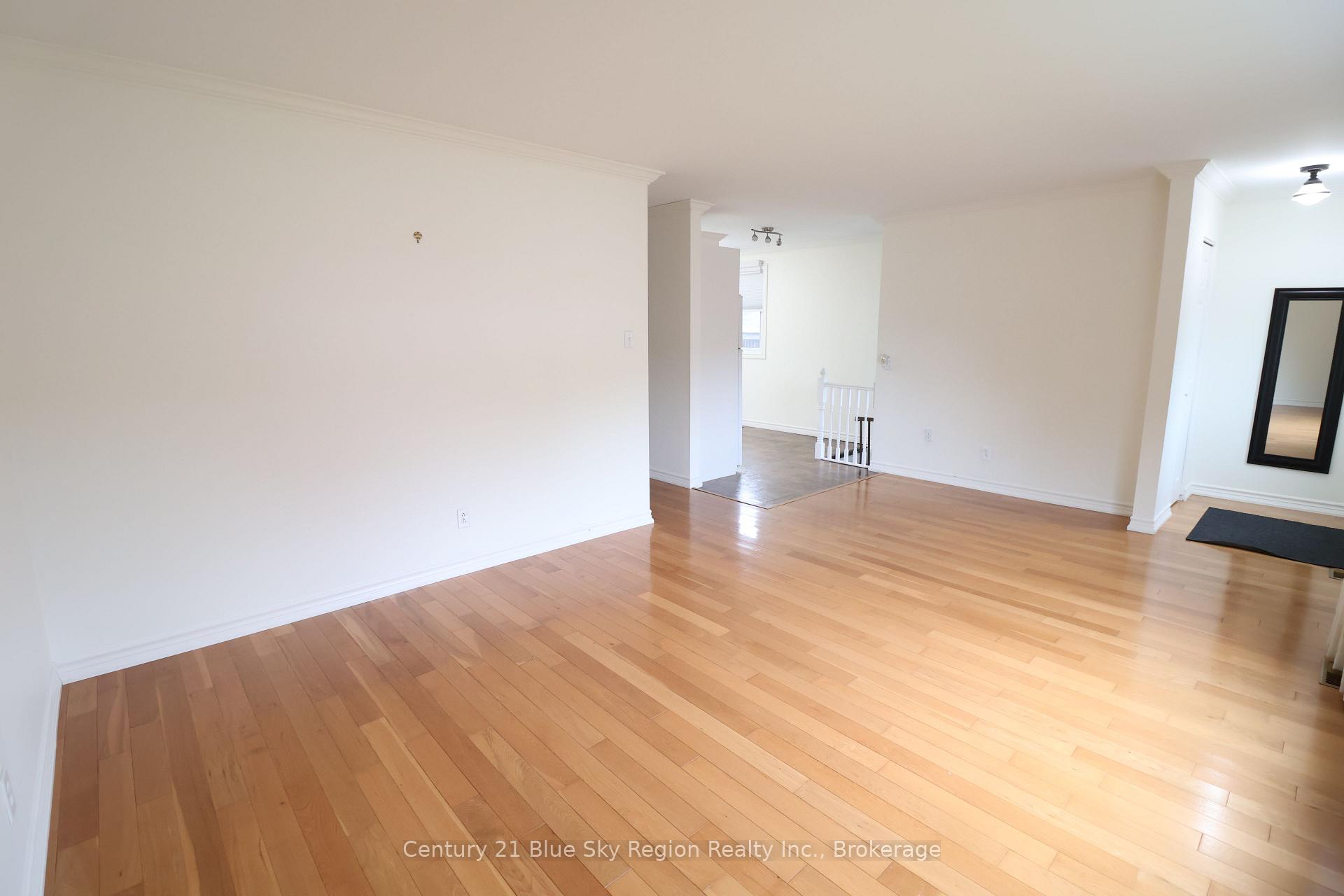 Photo 7 of 107 Strathcona Drive, North Bay, Ferris — HOMEH