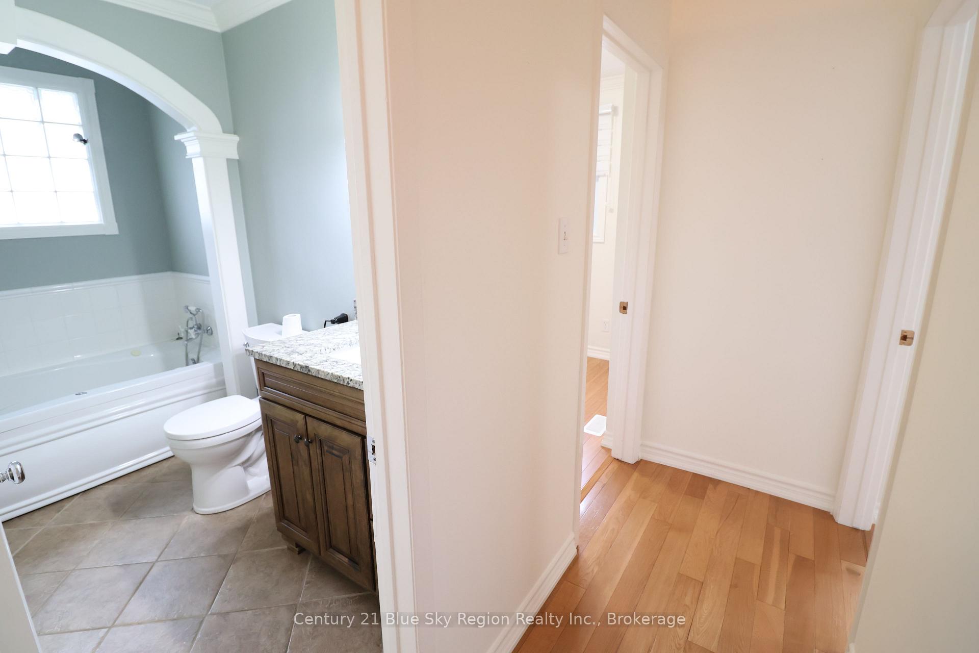 Photo 13 of 107 Strathcona Drive, North Bay, Ferris — HOMEH