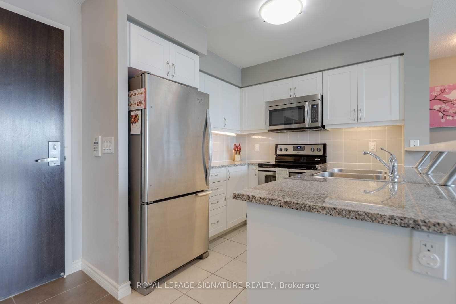 Photo 3 of Unit 1609, 25 Lower Simcoe Street, Toronto, Waterfront Communities — HOMEH