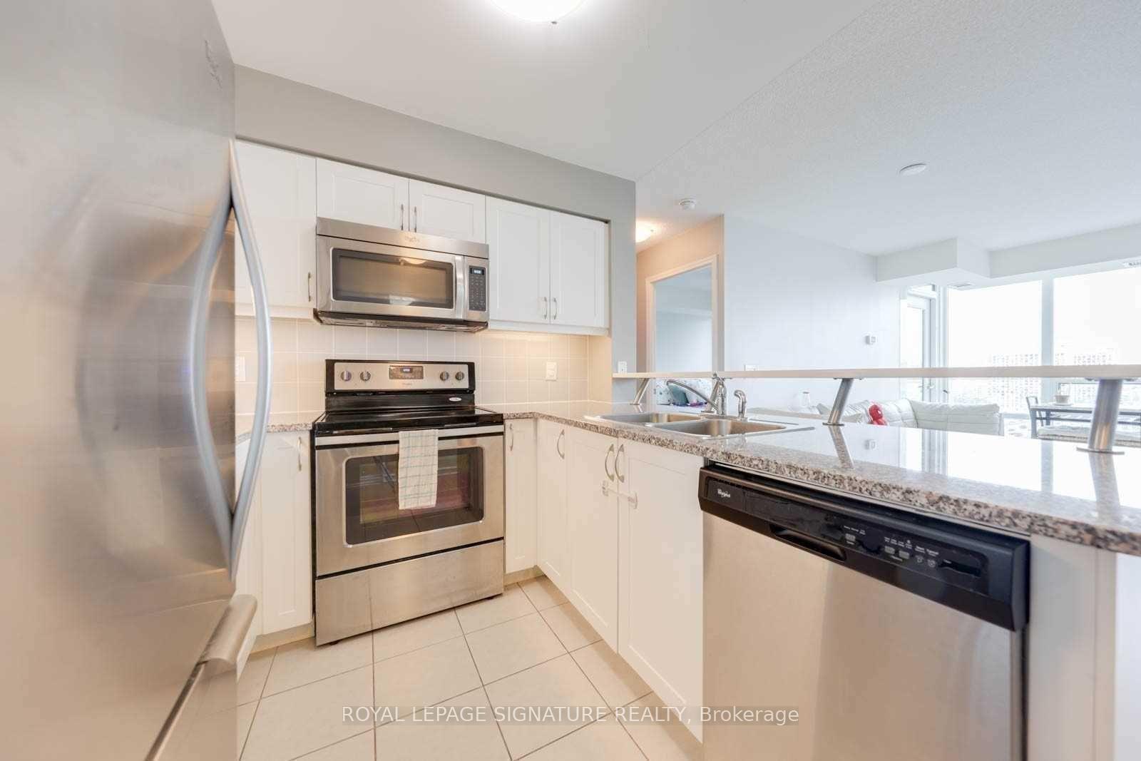 Photo 5 of Unit 1609, 25 Lower Simcoe Street, Toronto, Waterfront Communities — HOMEH
