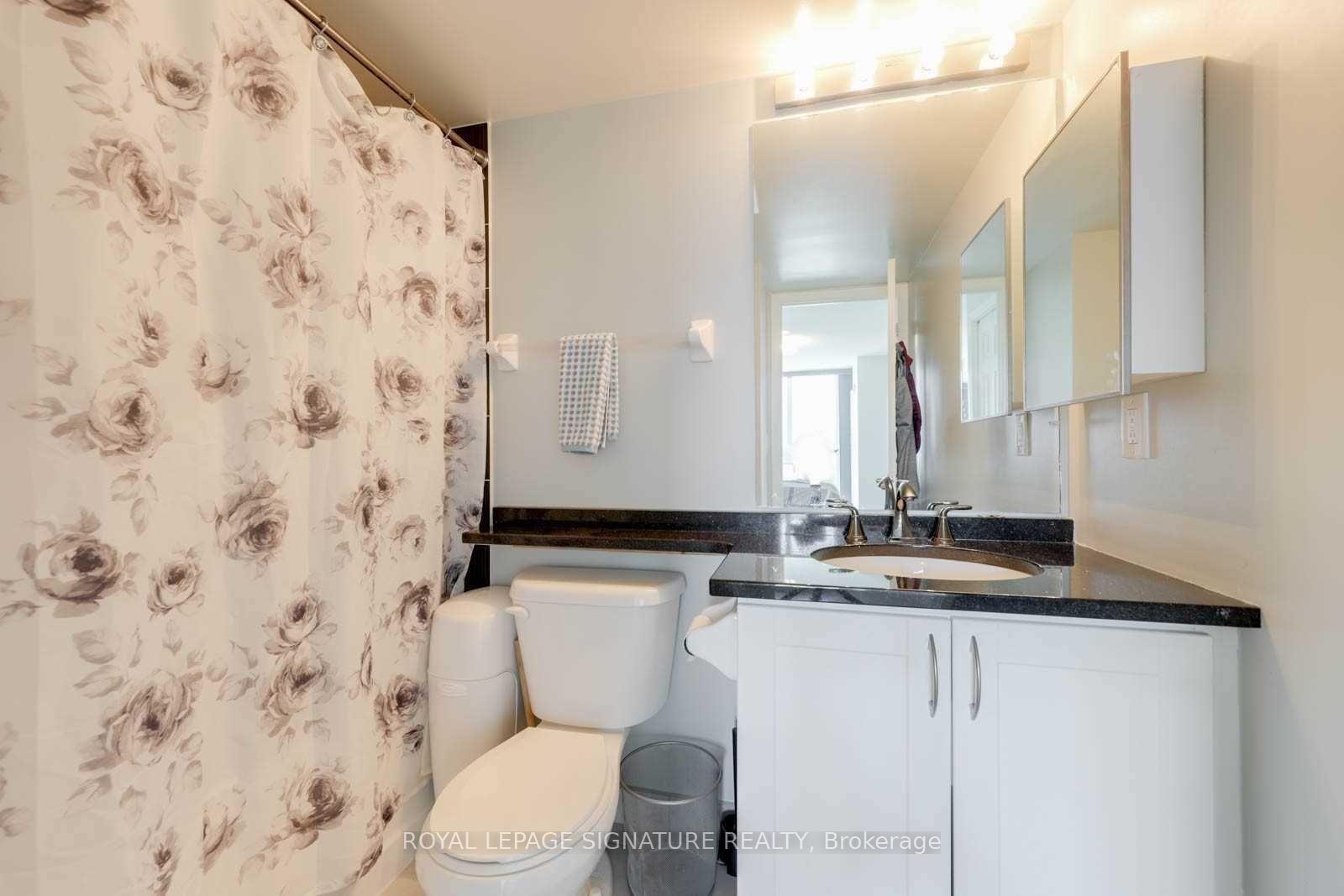Photo 12 of Unit 1609, 25 Lower Simcoe Street, Toronto, Waterfront Communities — HOMEH