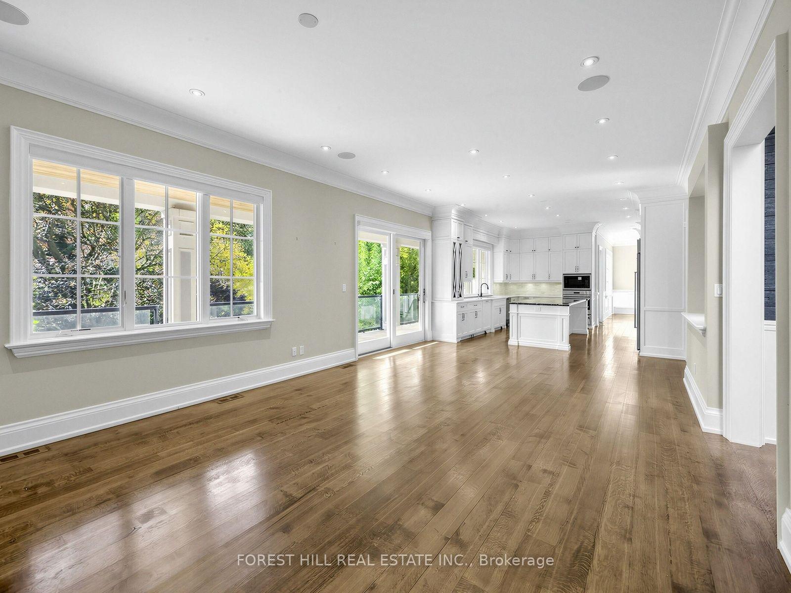 Photo 8 of 302 Pinehurst Drive W, Oakville, Ford — HOMEH