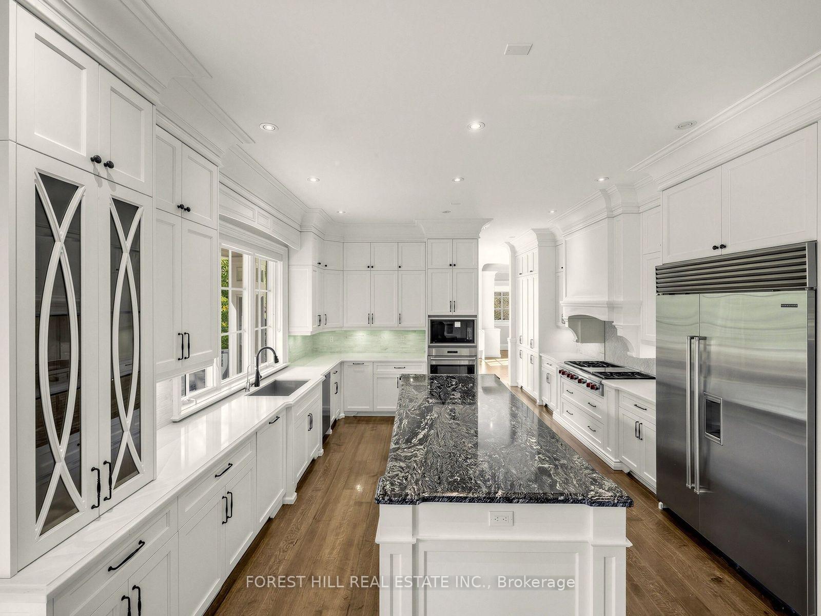 Photo 11 of 302 Pinehurst Drive W, Oakville, Ford — HOMEH