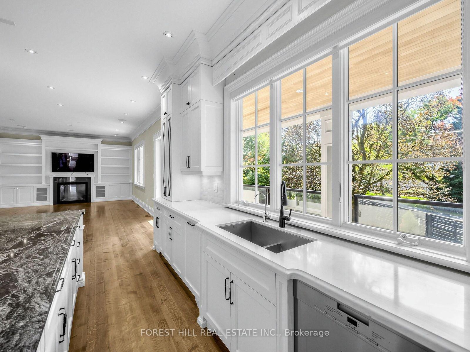 Photo 14 of 302 Pinehurst Drive W, Oakville, Ford — HOMEH