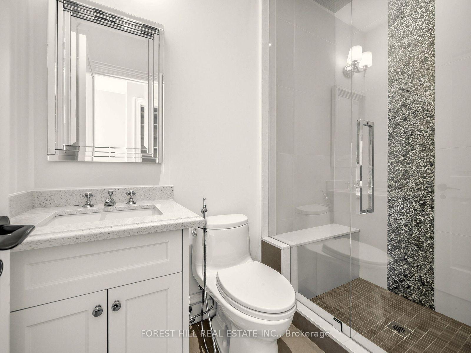 Photo 32 of 302 Pinehurst Drive W, Oakville, Ford — HOMEH