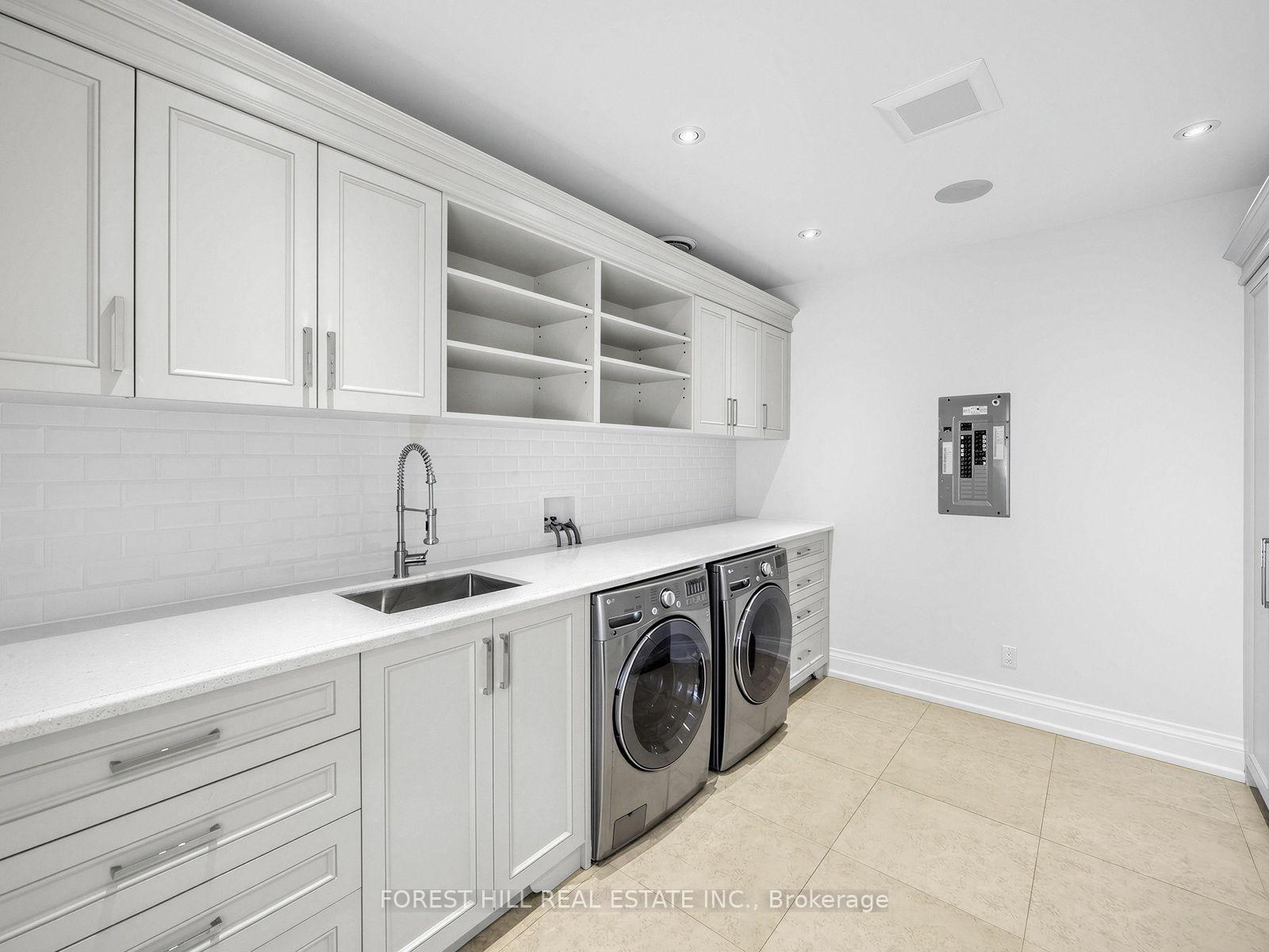 Photo 41 of 302 Pinehurst Drive W, Oakville, Ford — HOMEH