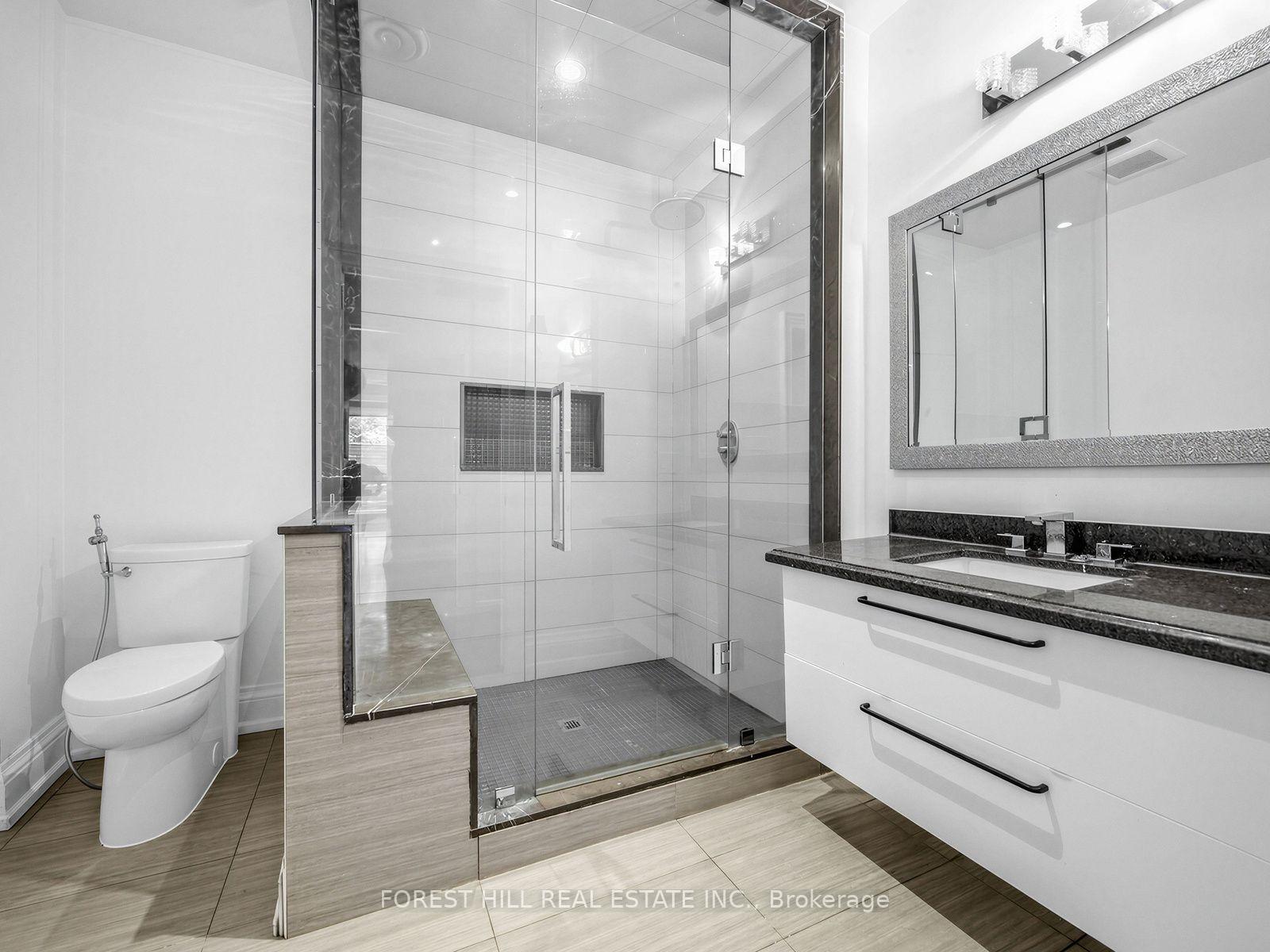 Photo 48 of 302 Pinehurst Drive W, Oakville, Ford — HOMEH