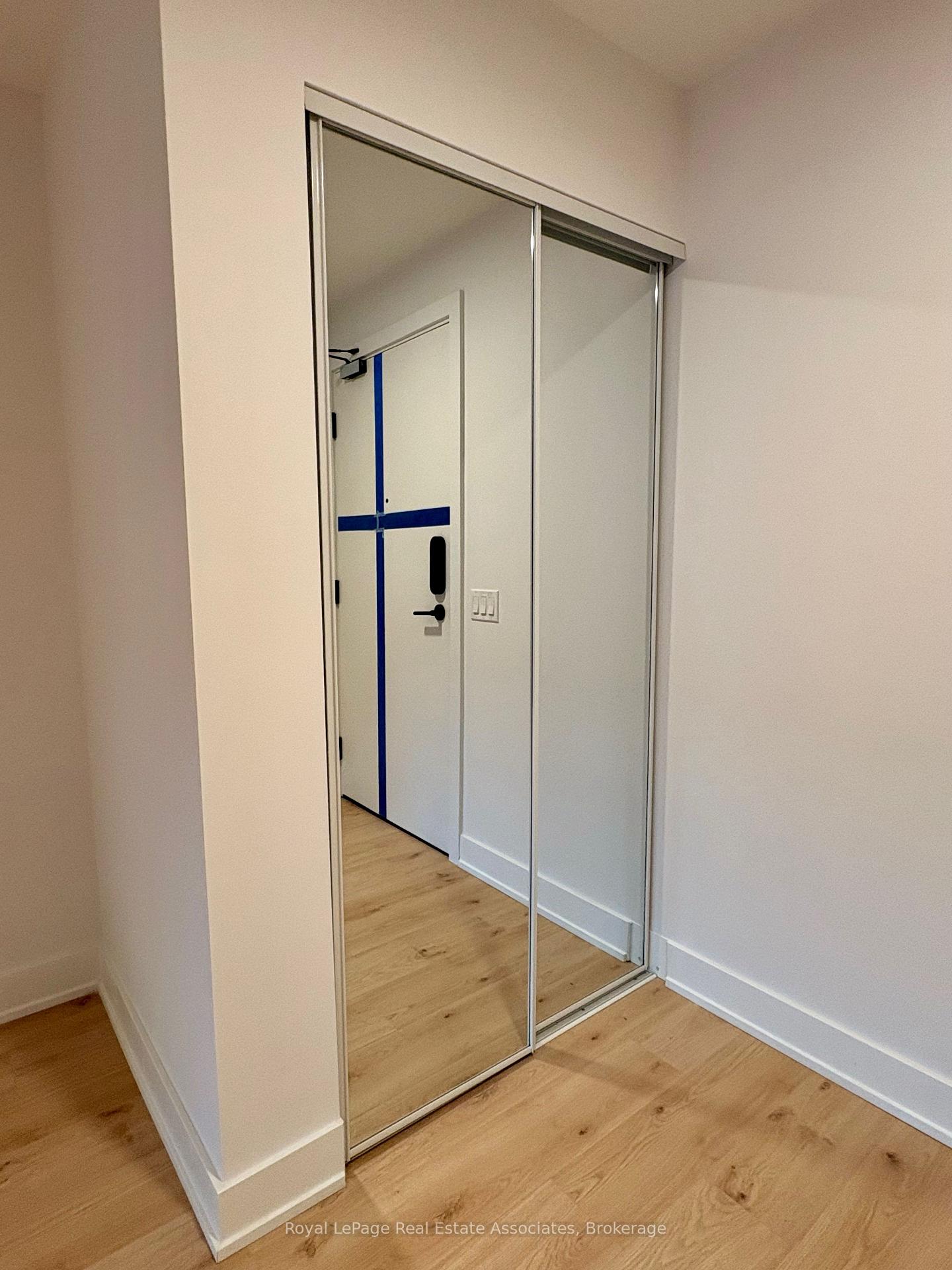 Photo 12 of Unit 613, 3008 William Cutmore Boulevard, Oakville, Joshua Meadows — HOMEH