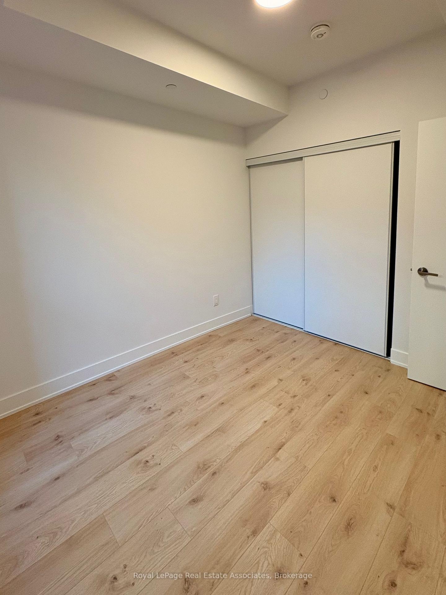 Photo 20 of Unit 613, 3008 William Cutmore Boulevard, Oakville, Joshua Meadows — HOMEH