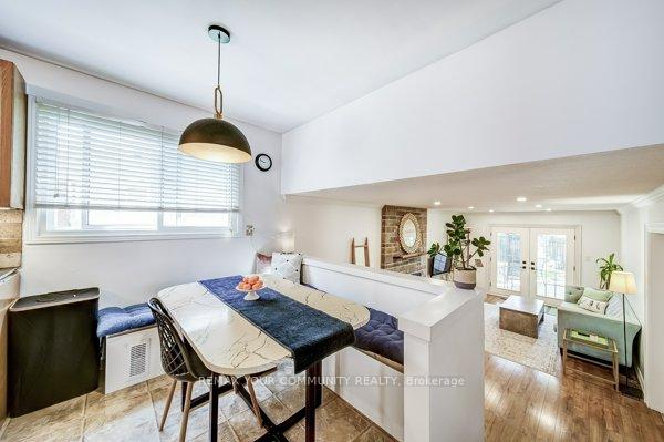 Photo 4 of 124 Tyson Drive, East Gwillimbury, Holland Landing — HOMEH