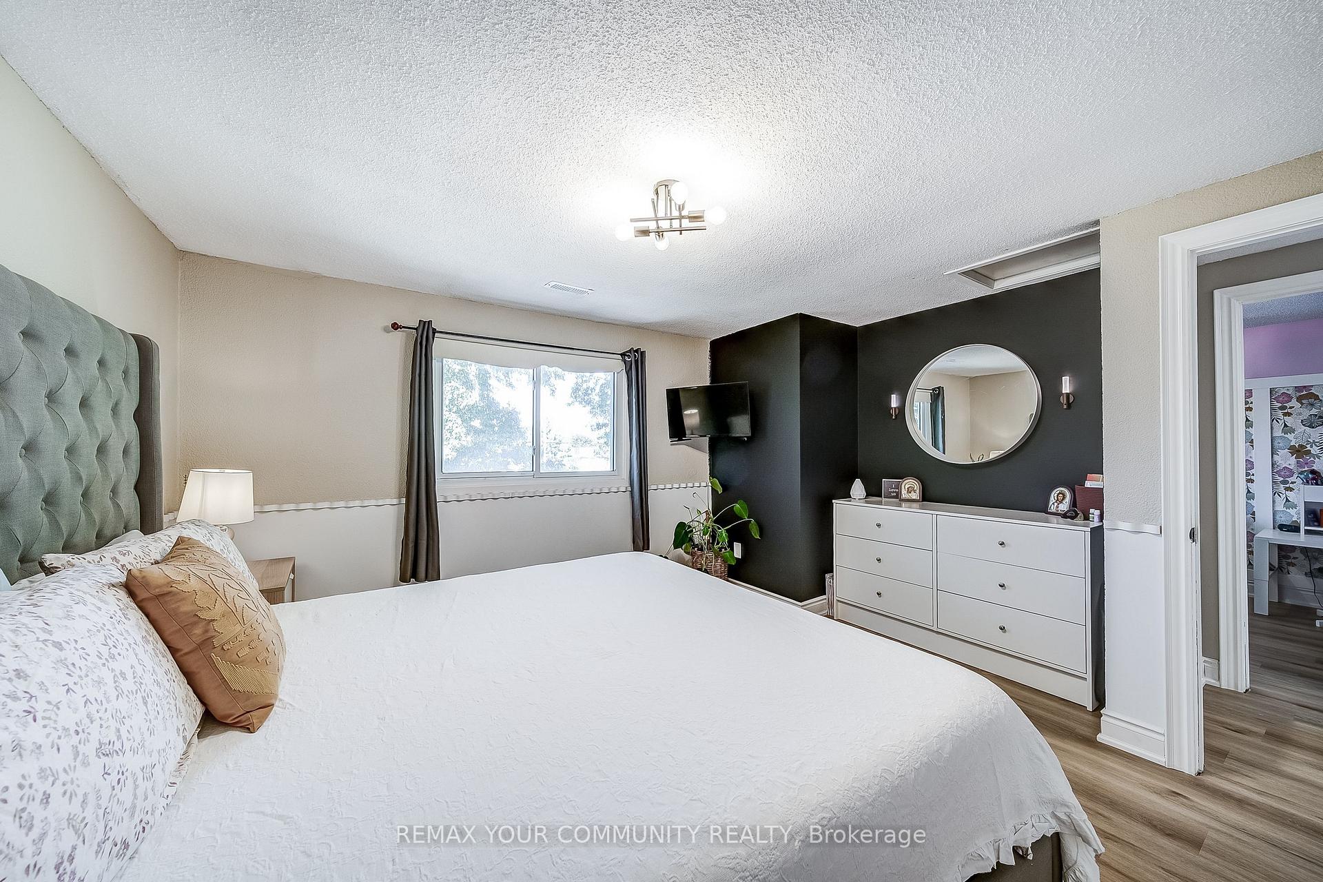 Photo 18 of 124 Tyson Drive, East Gwillimbury, Holland Landing — HOMEH