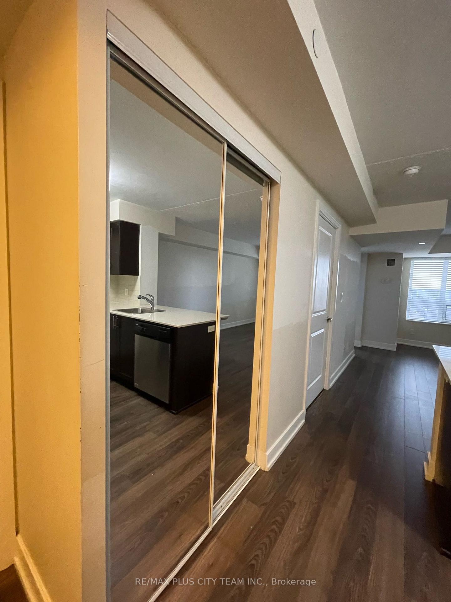 Photo 2 of Unit 1521, 2 Eva Road, Etobicoke, Etobicoke West Mall — HOMEH
