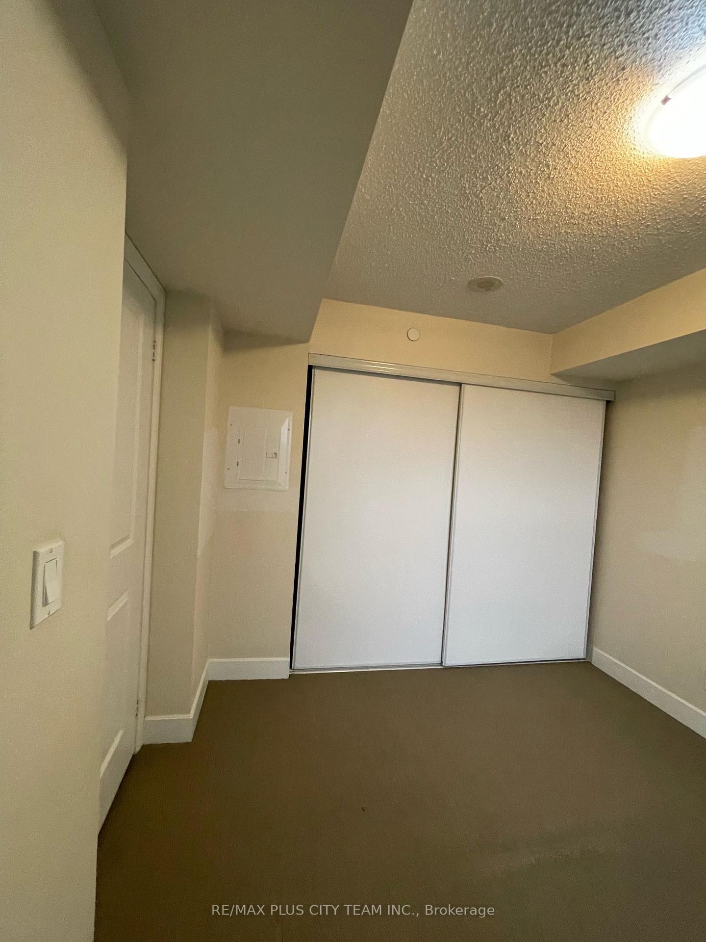 Photo 13 of Unit 1521, 2 Eva Road, Etobicoke, Etobicoke West Mall — HOMEH