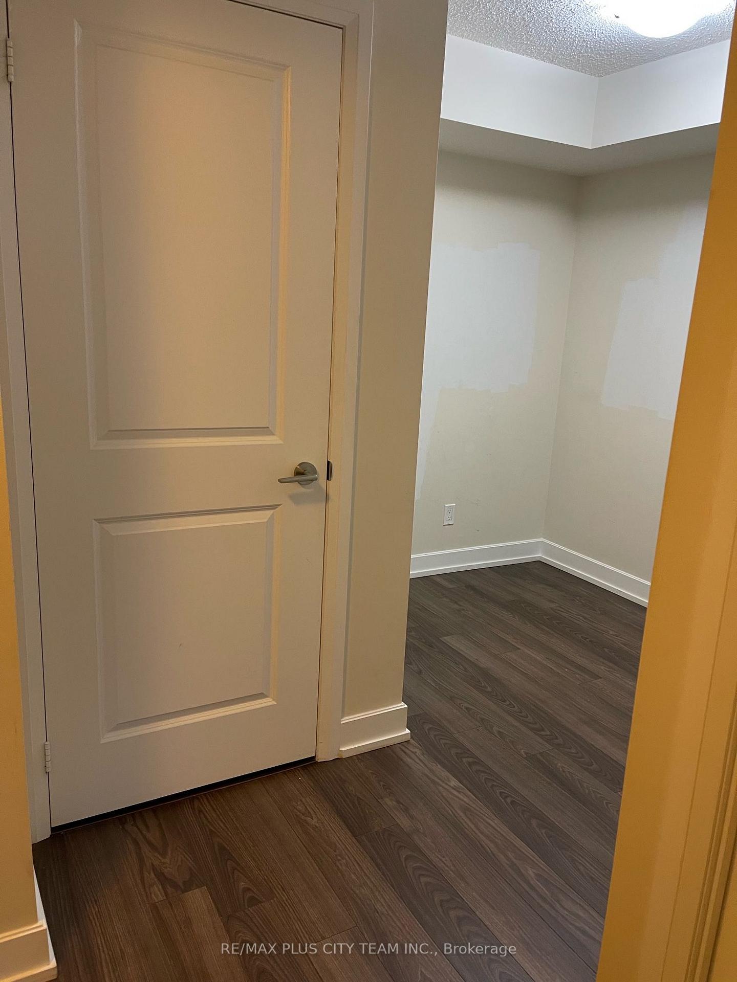 Photo 15 of Unit 1521, 2 Eva Road, Etobicoke, Etobicoke West Mall — HOMEH