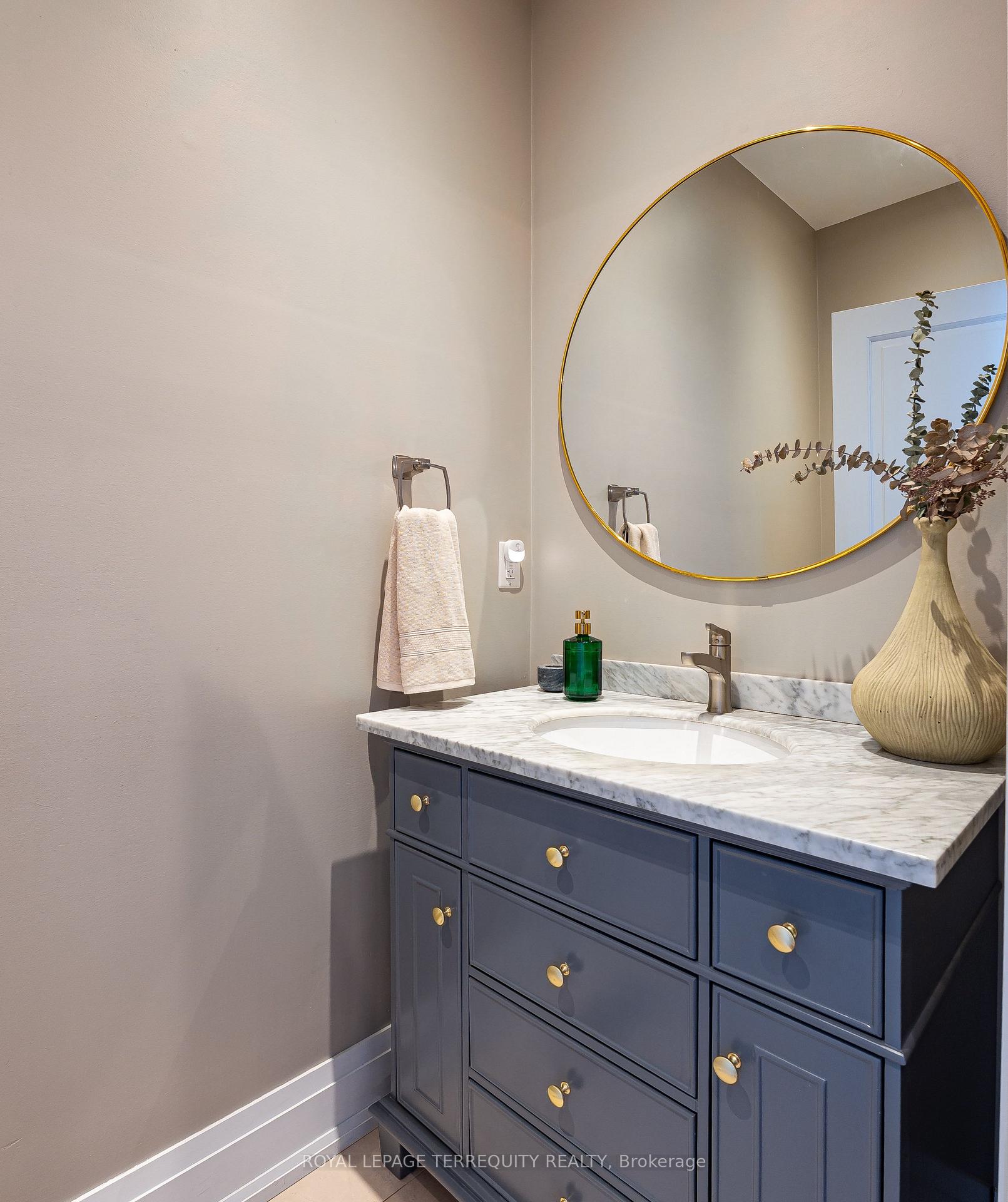 Photo 10 of 151 Brookside Avenue, Toronto, Runnymede-Bloor West Village — HOMEH