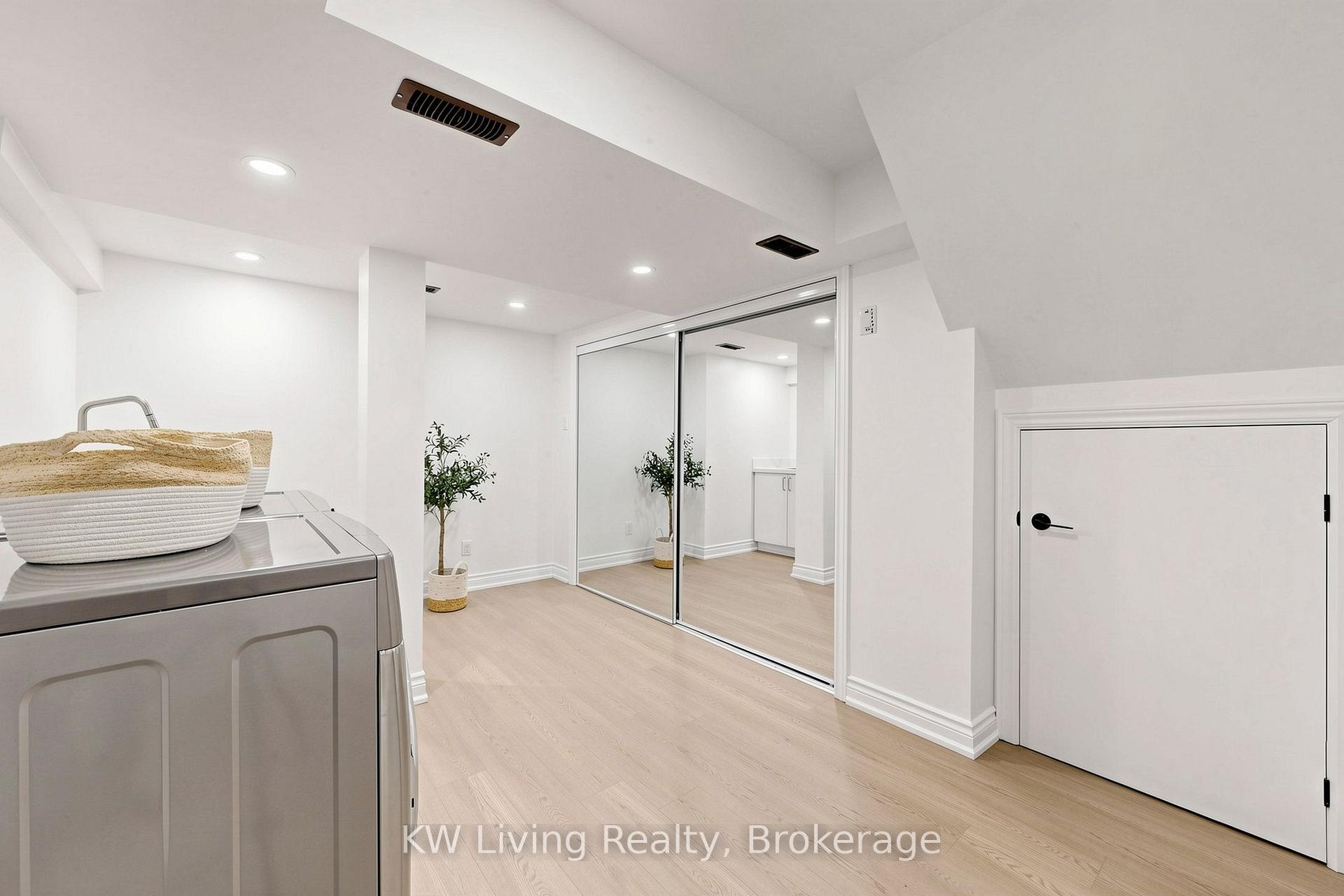 Photo 44 of 9370 Kennedy Road, Markham, Angus Glen — HOMEH