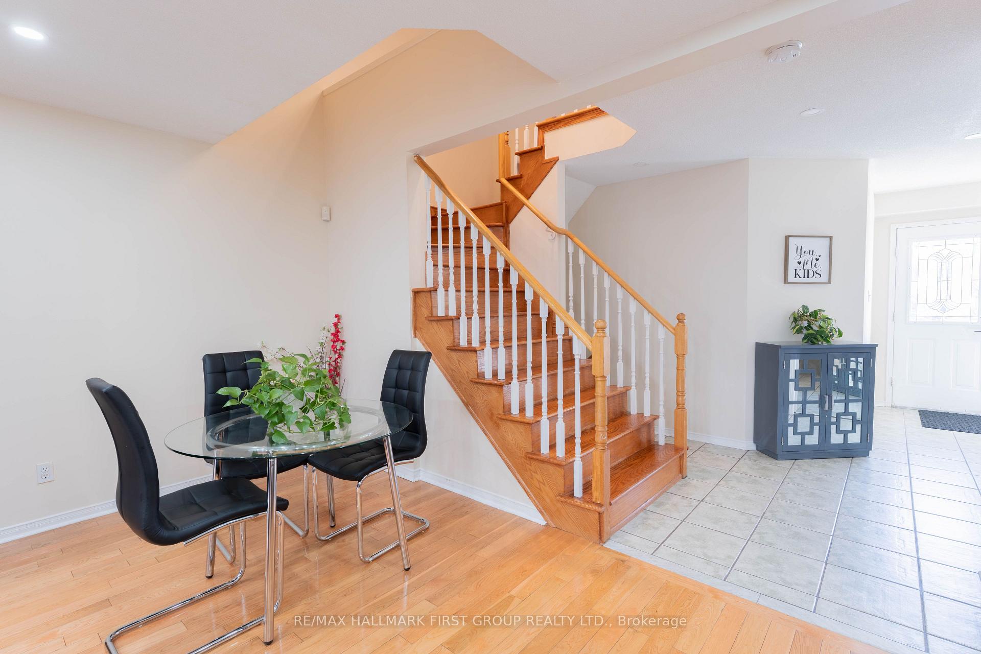 Photo 11 of 7686 Black Walnut Trail, Mississauga, Lisgar — HOMEH
