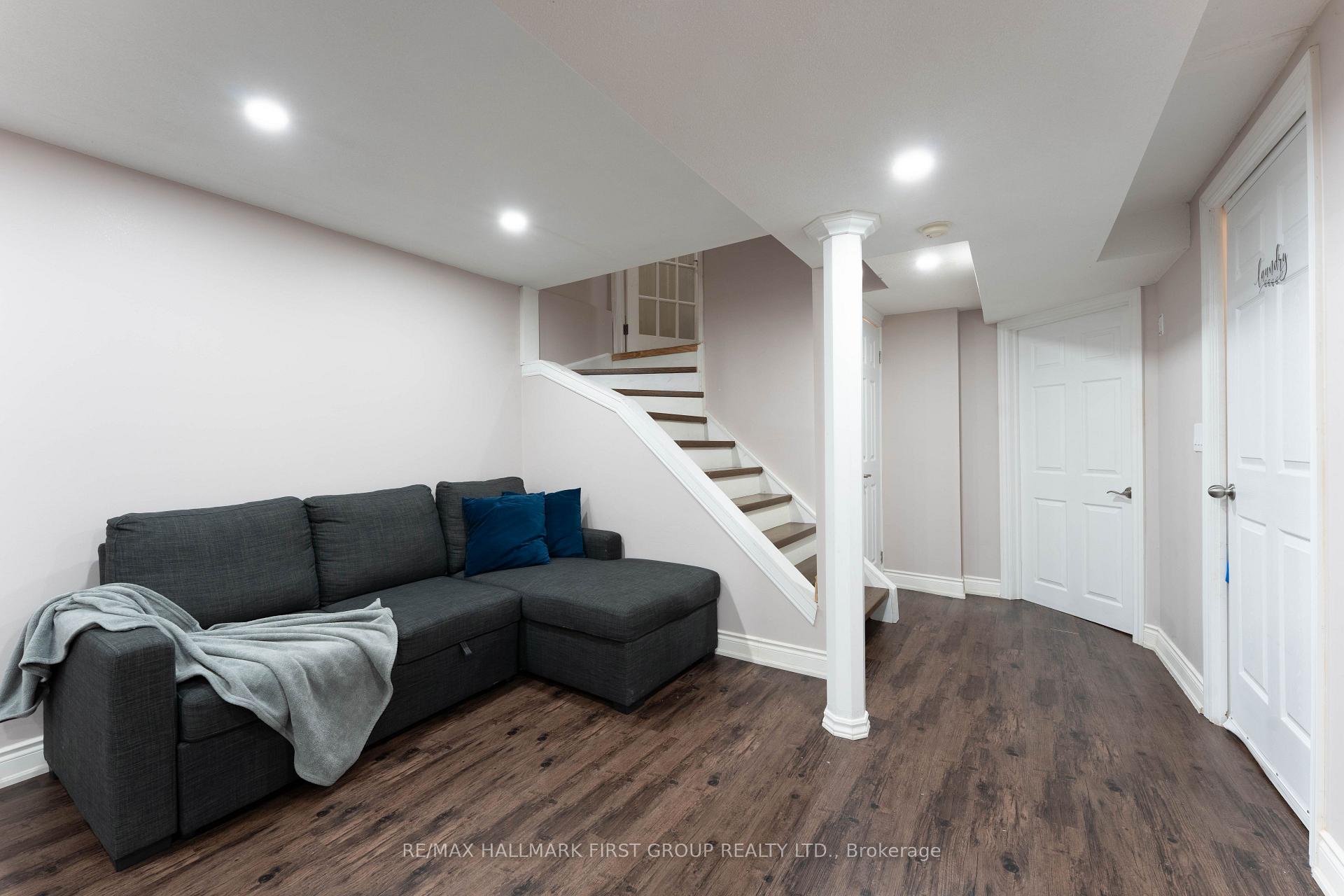 Photo 21 of 7686 Black Walnut Trail, Mississauga, Lisgar — HOMEH