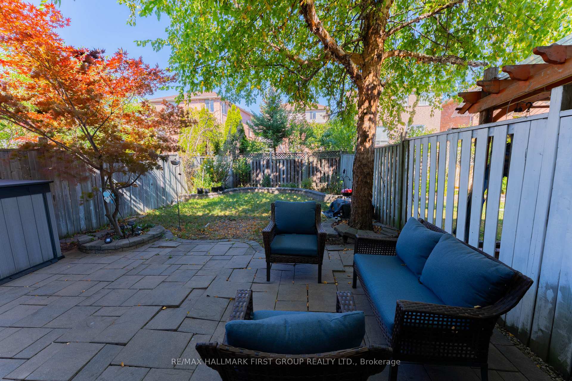 Photo 23 of 7686 Black Walnut Trail, Mississauga, Lisgar — HOMEH