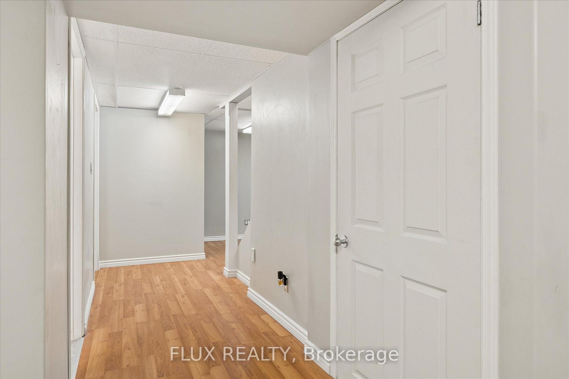 Photo 22 of 87 Poplar Drive, Cambridge, Silver Heights — HOMEH
