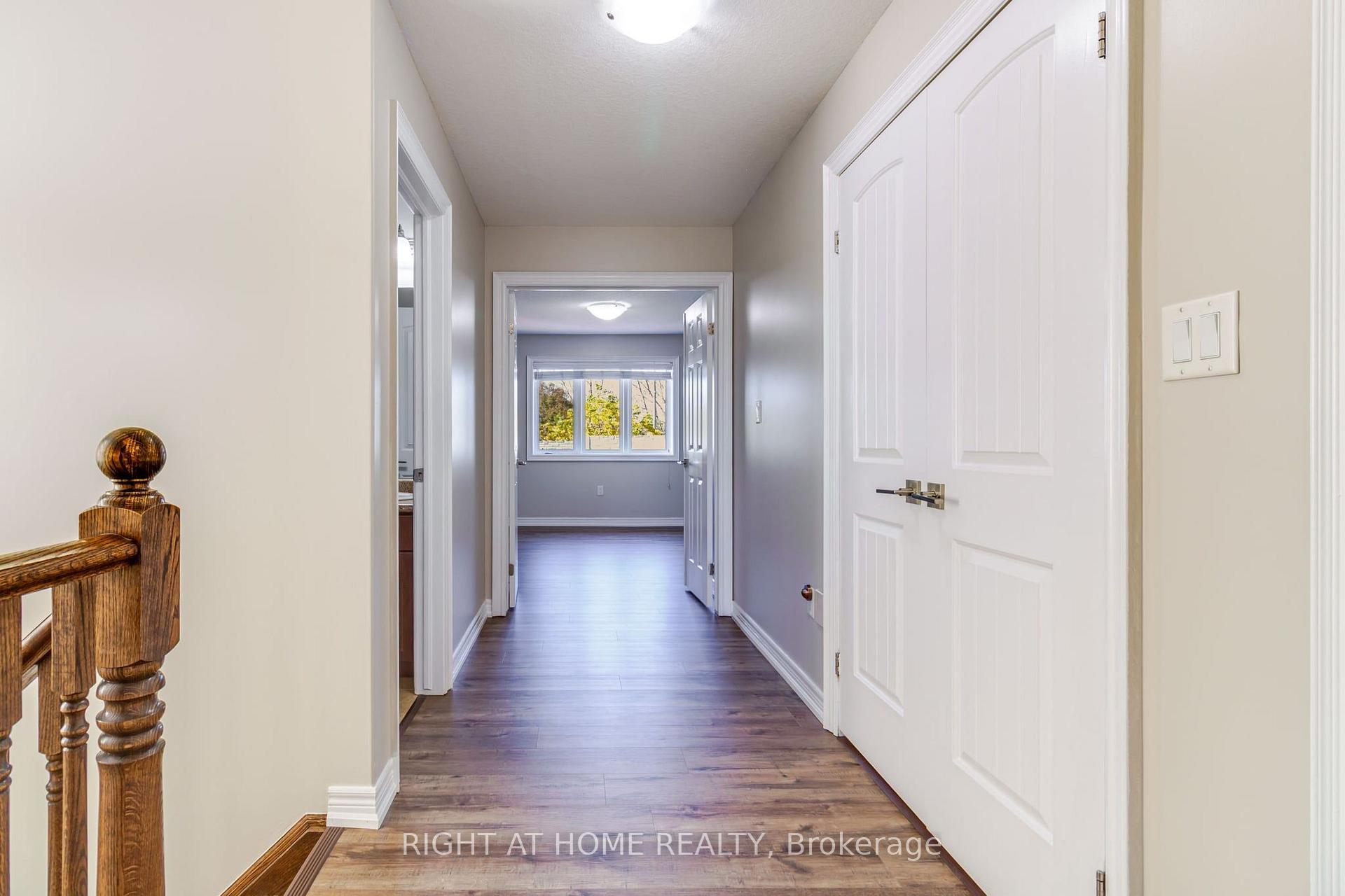 Photo 20 of 55 Sexton Crescent, Hamilton, Ancaster — HOMEH