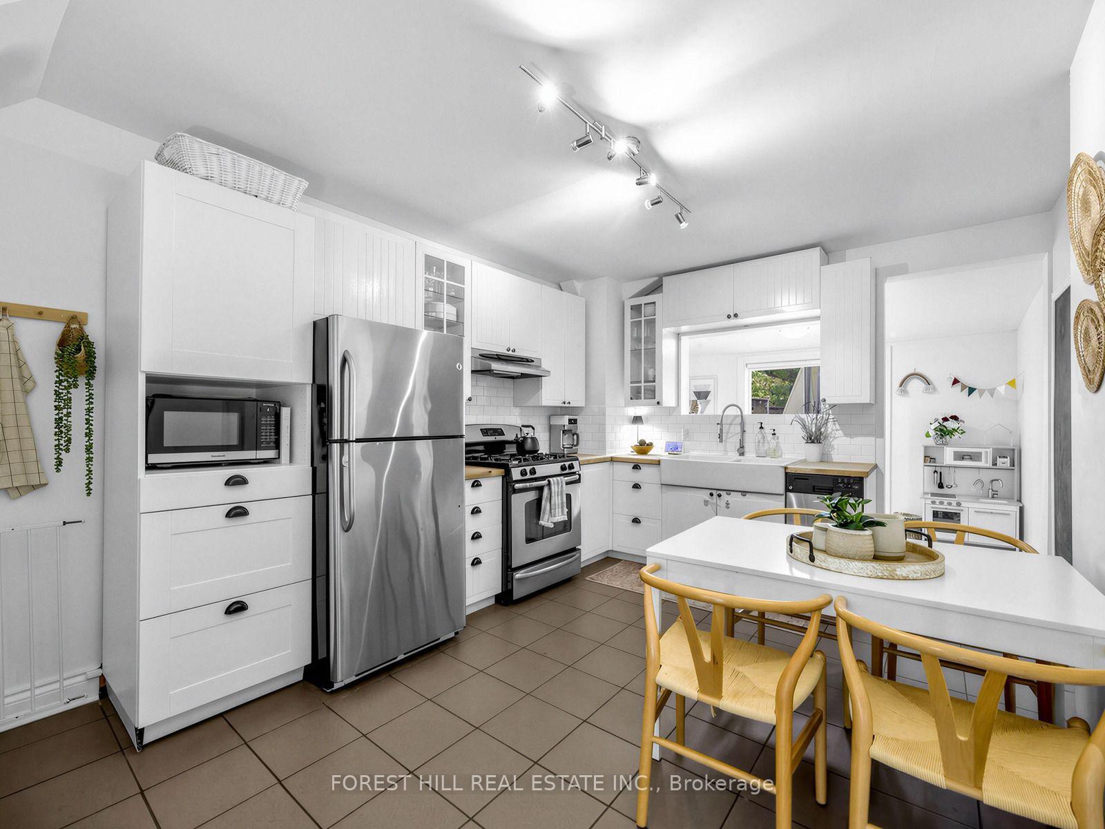 Photo 14 of 84 Walpole Avenue, Toronto, Greenwood-Coxwell — HOMEH