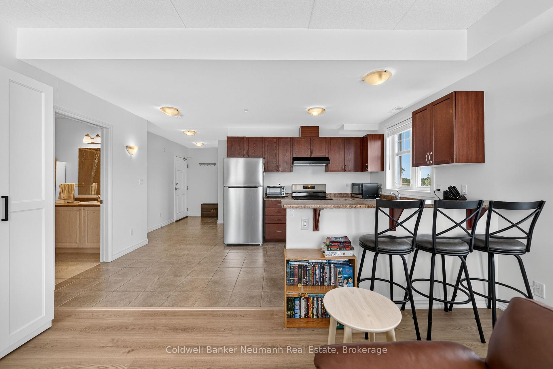 Photo 9 of Unit 311, 2 Colonial Drive, Guelph, Pineridge/Westminster Woods — HOMEH