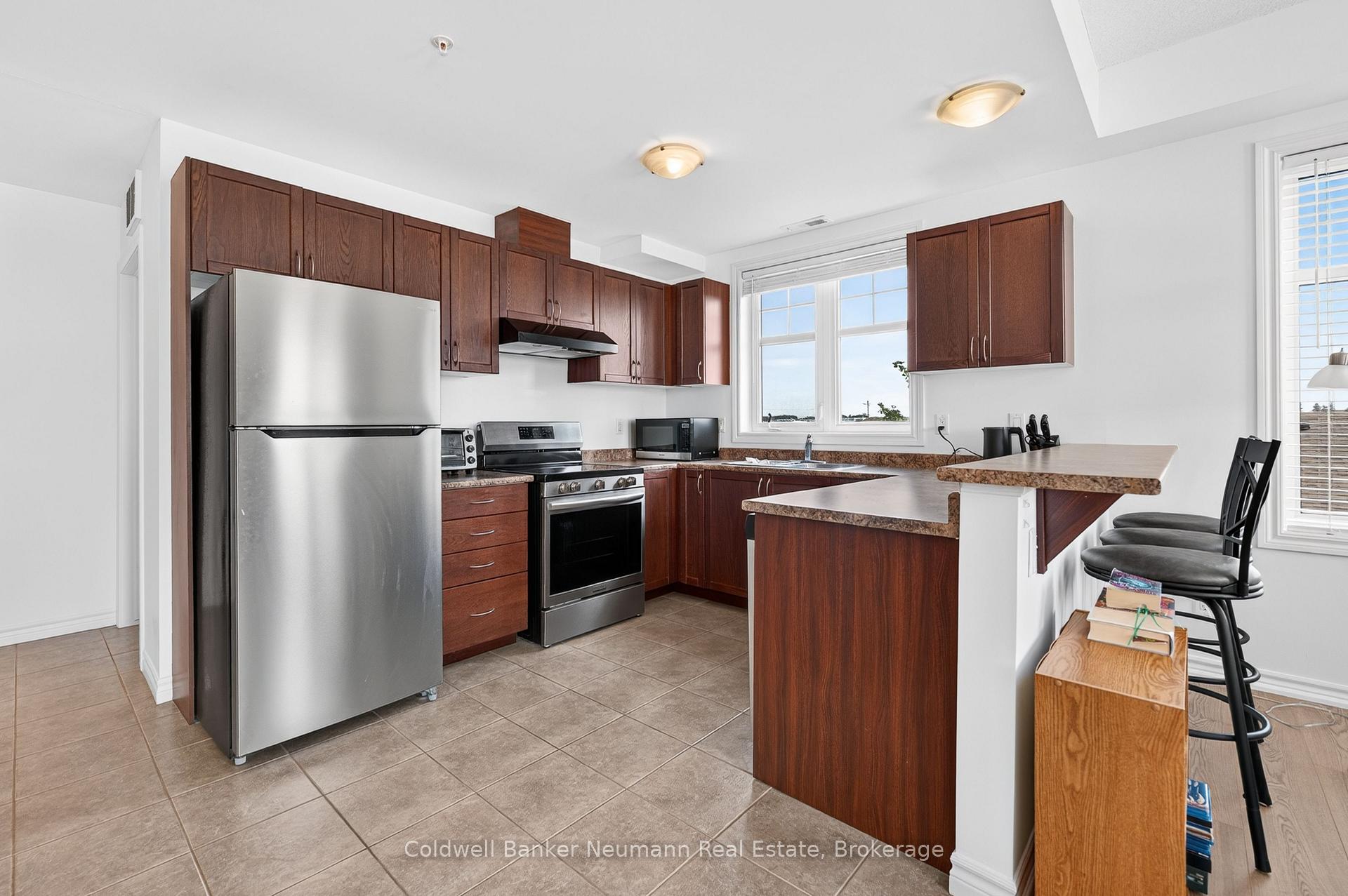 Photo 12 of Unit 311, 2 Colonial Drive, Guelph, Pineridge/Westminster Woods — HOMEH