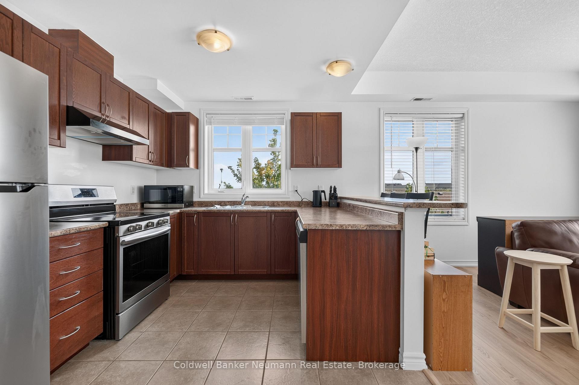 Photo 13 of Unit 311, 2 Colonial Drive, Guelph, Pineridge/Westminster Woods — HOMEH