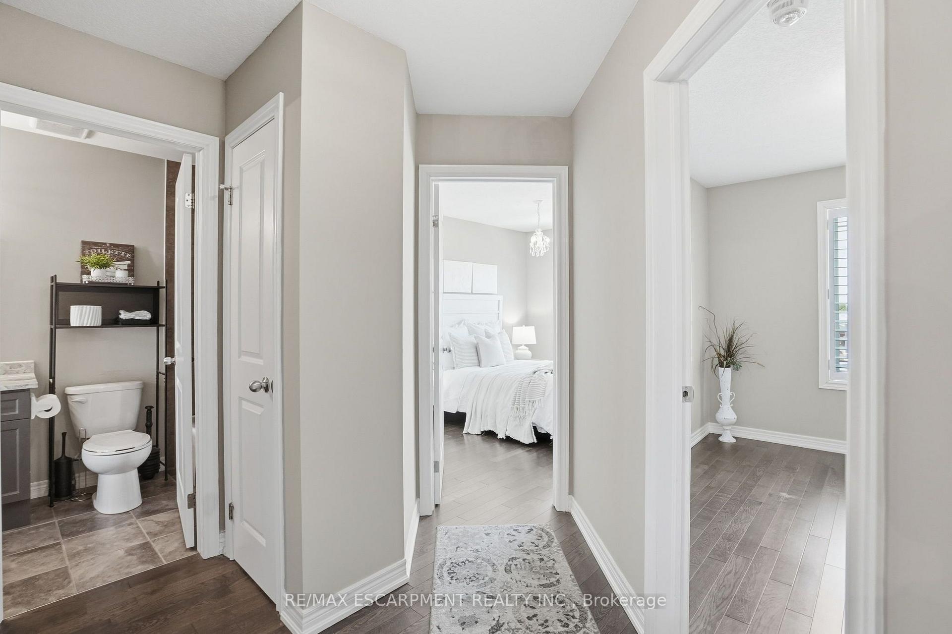 Photo 32 of 27 Crossings Way, Hamilton, Stoney Creek — HOMEH